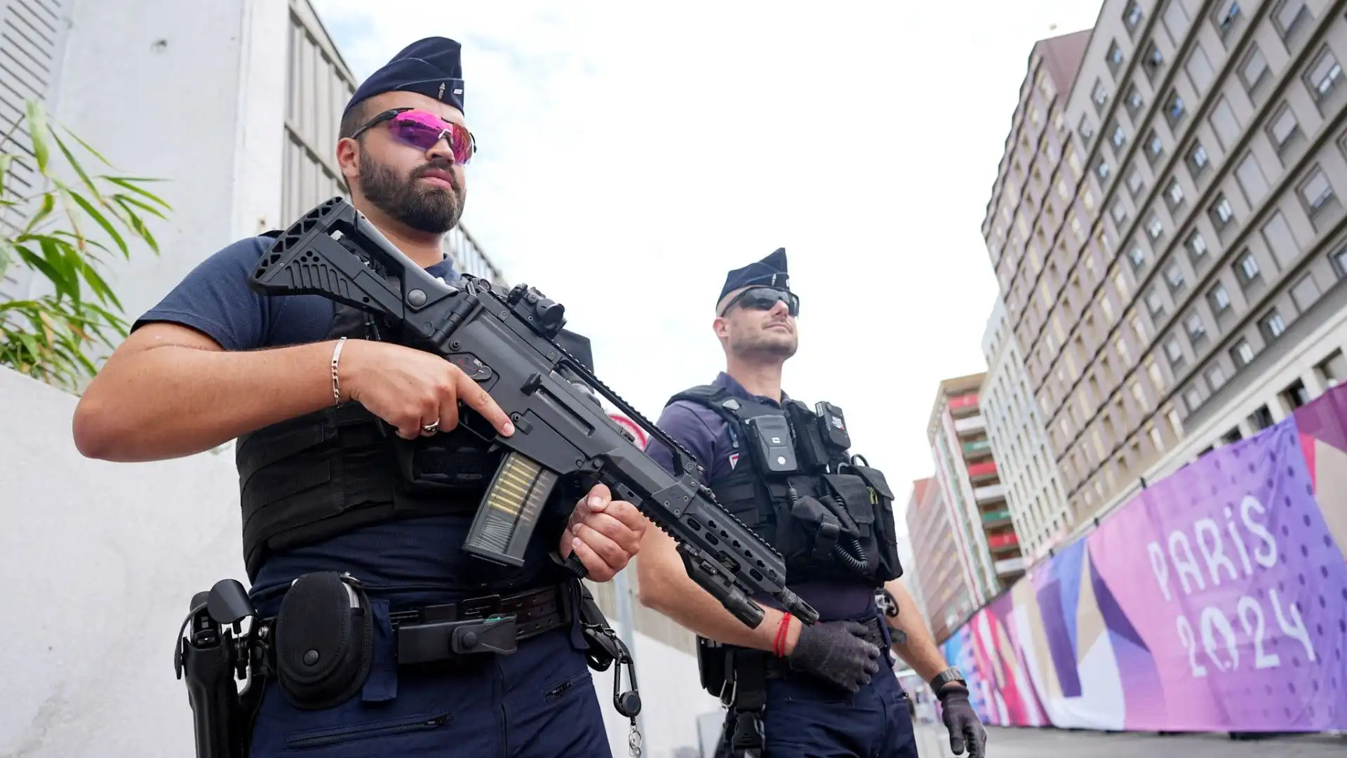 Esercito e polizia stanno pattugliando costantemente le zone interessate dall'evento