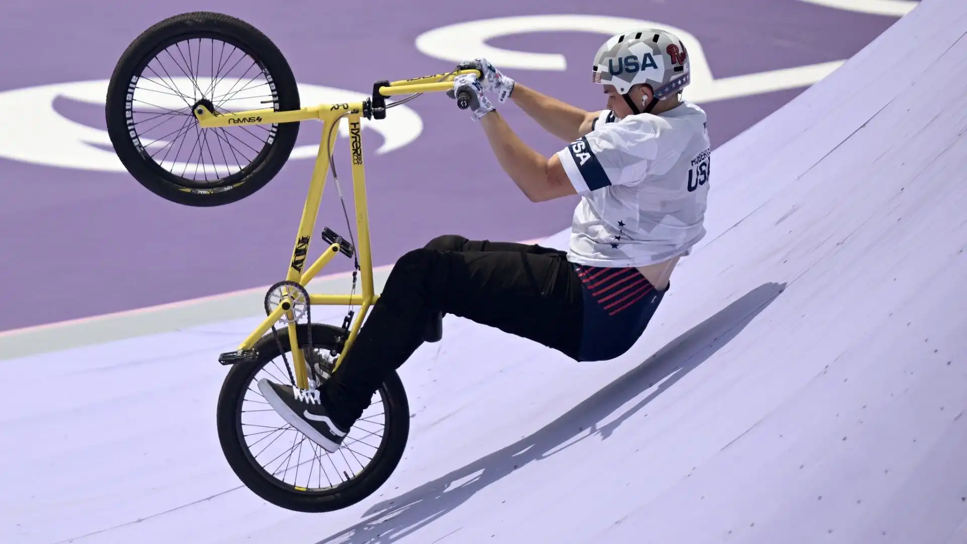 Il BMX Freestyle è nato negli anni '70 in California, negli Stati Uniti