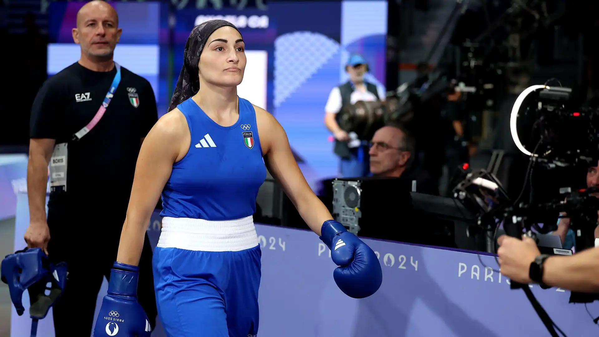 E' durata appena 46 secondi la sfida tra Angela Carini e Imane Khelif, valida per il torneo olimpico di boxe femminile