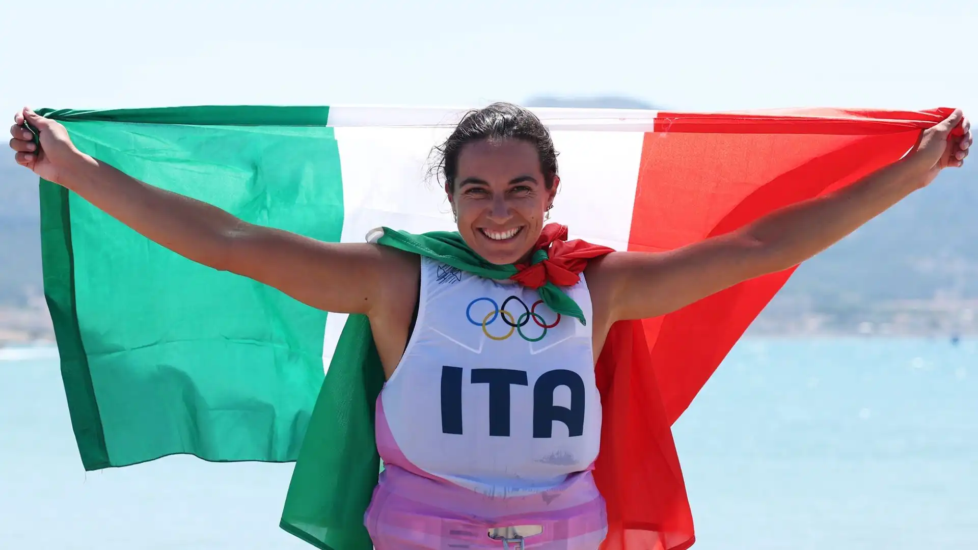 Per l'Italia è la sesta medaglia d'oro in queste Olimpiadi