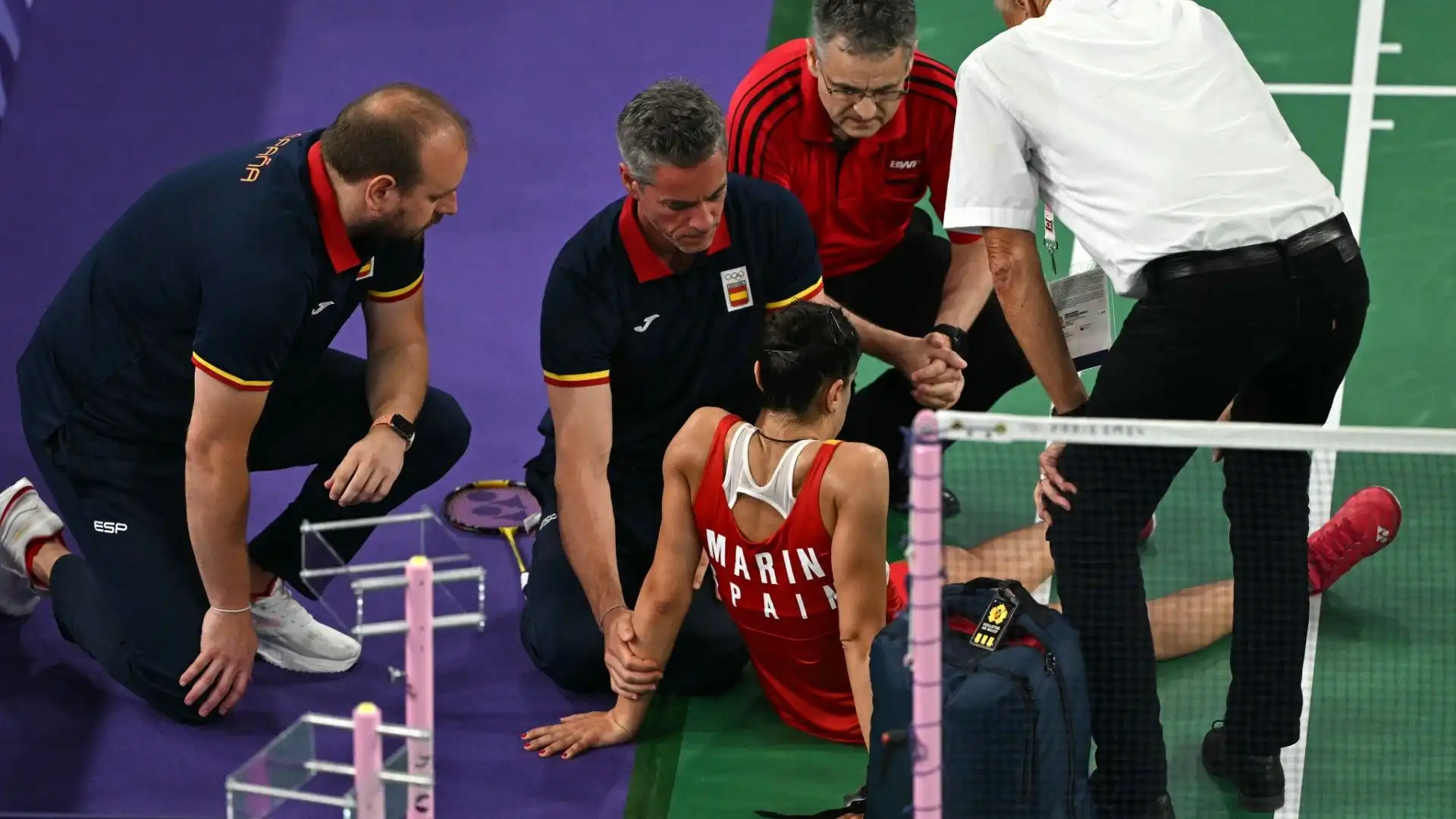 Un chiaro riferimento a Carolina Marín, che ha dovuto abbandonare la semifinale contro Bing Jiao He a causa di un infortunio