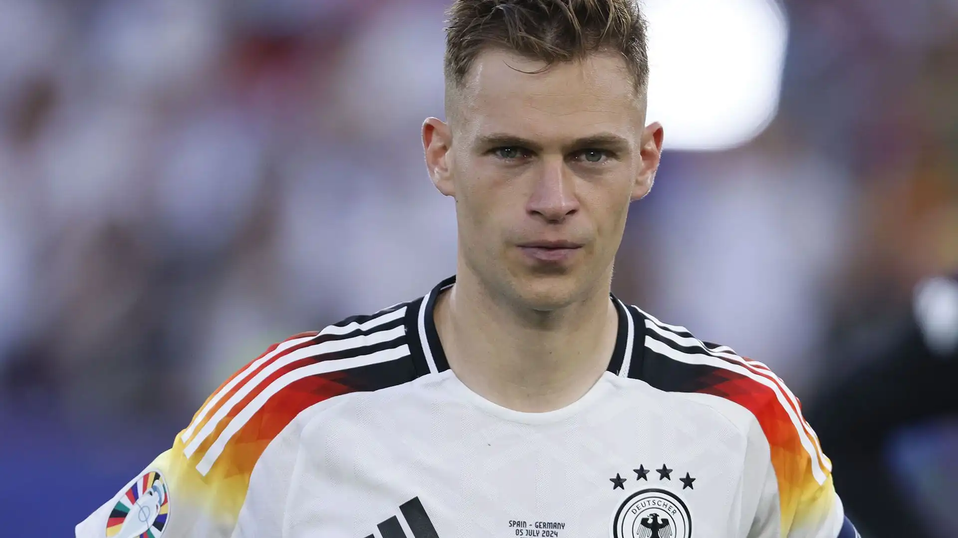 "Spero che a nessuno venga in mente di dare la fascia a Joshua Kimmich" l'attacco