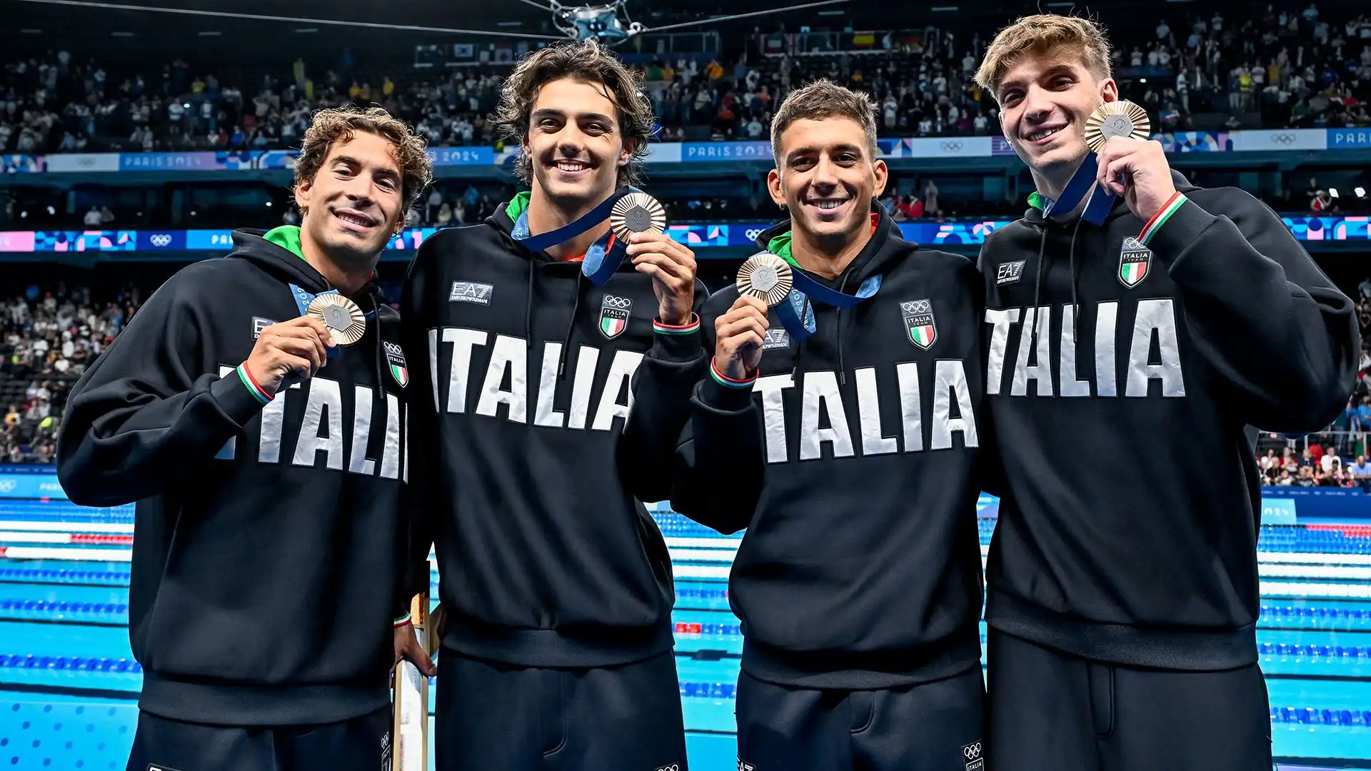 Alessandro Miressi - Manuel Frigo - Thomas Ceccon - Lorenzo Zazzeri - Leonardo Deplano - Paolo Conte Bonin
Nuoto - 4x100 Stile Libero
Bronzo