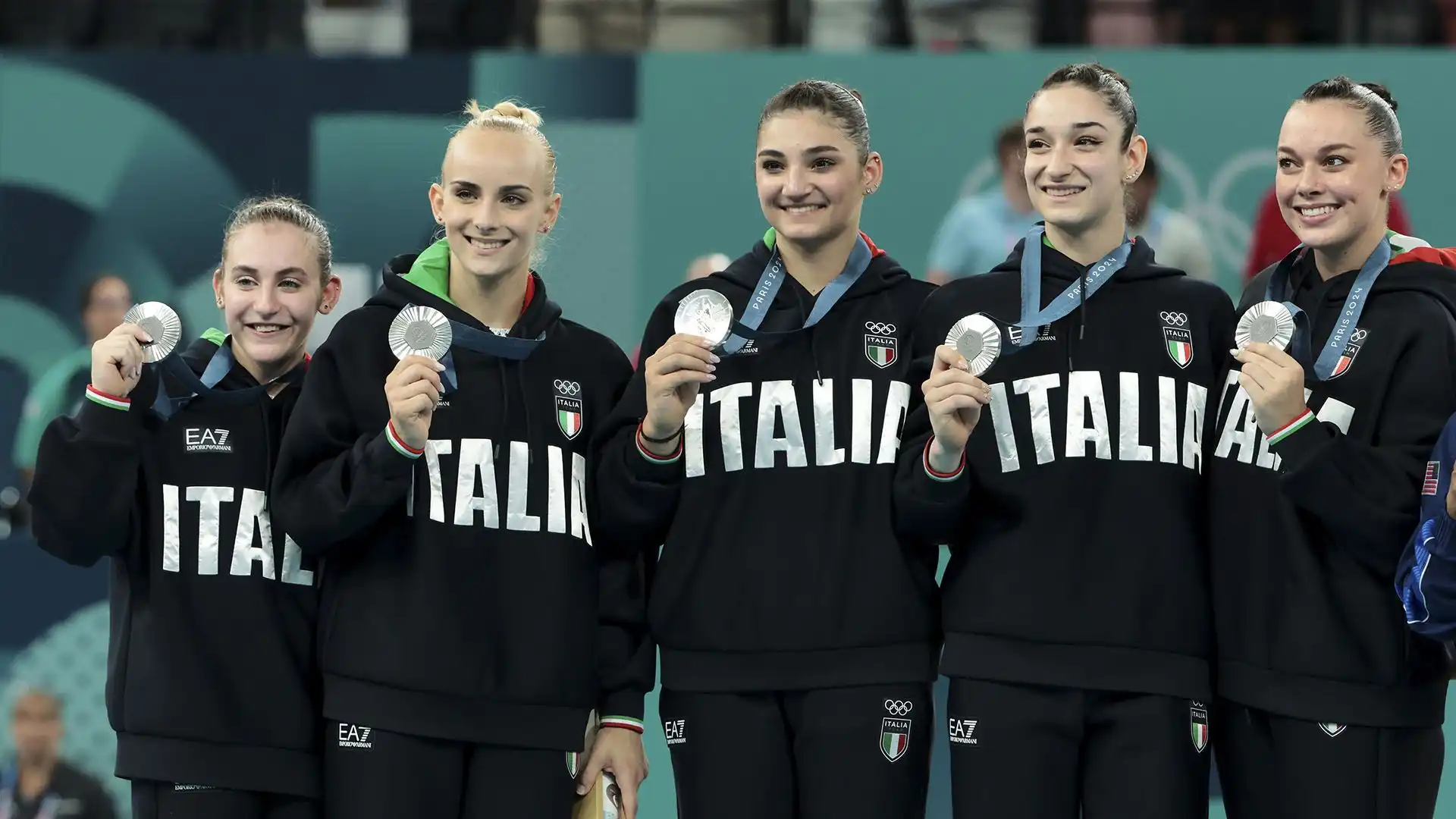 Alice D'amato - Elisa Iorio - Giorgia Villa - Angela Andreoli - Manila Esposito
Ginnastica - Artistica Conc. Generale A Sq.
Argento