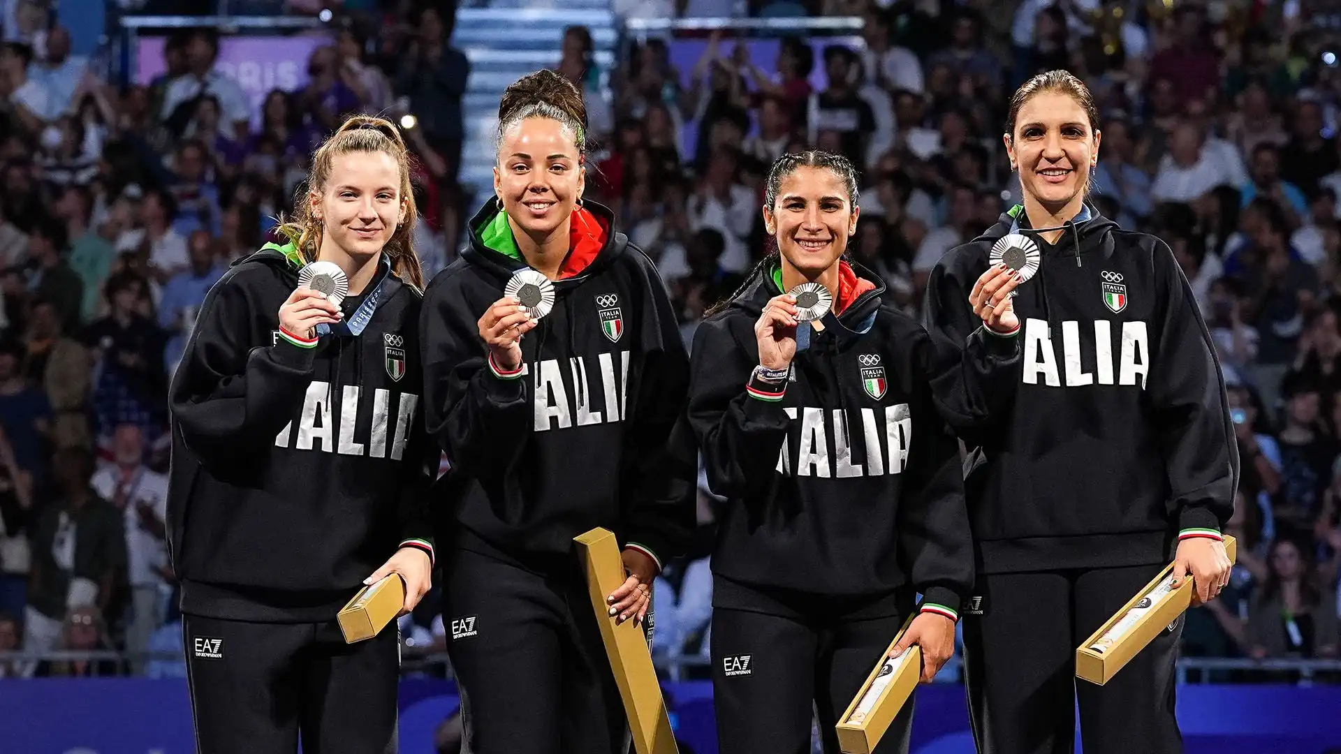 Arianna Errigo - Alice Volpi - Francesca Palumbo - Martina Favaretto
Scherma - Fioretto A Squadre
Argento