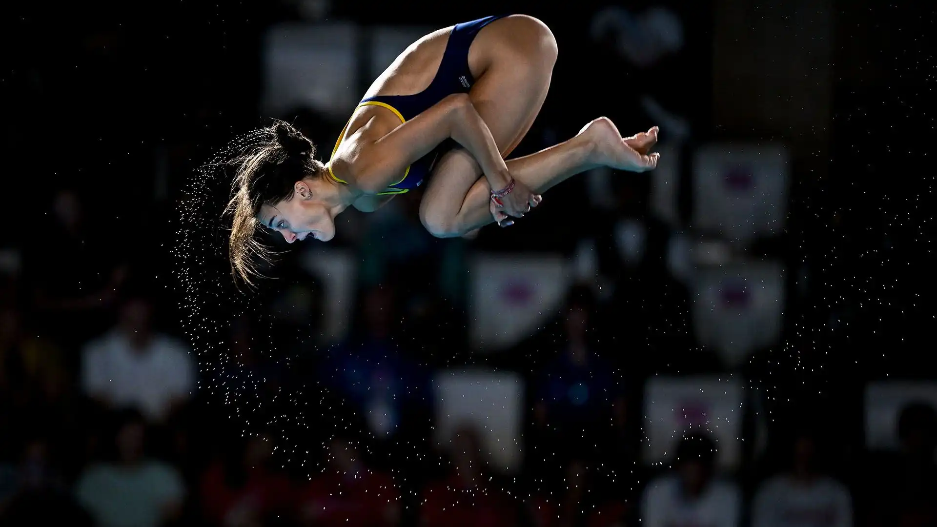 Le foto delle straordinarie tuffatrici di Parigi 2024: le immagini delle loro acrobazie