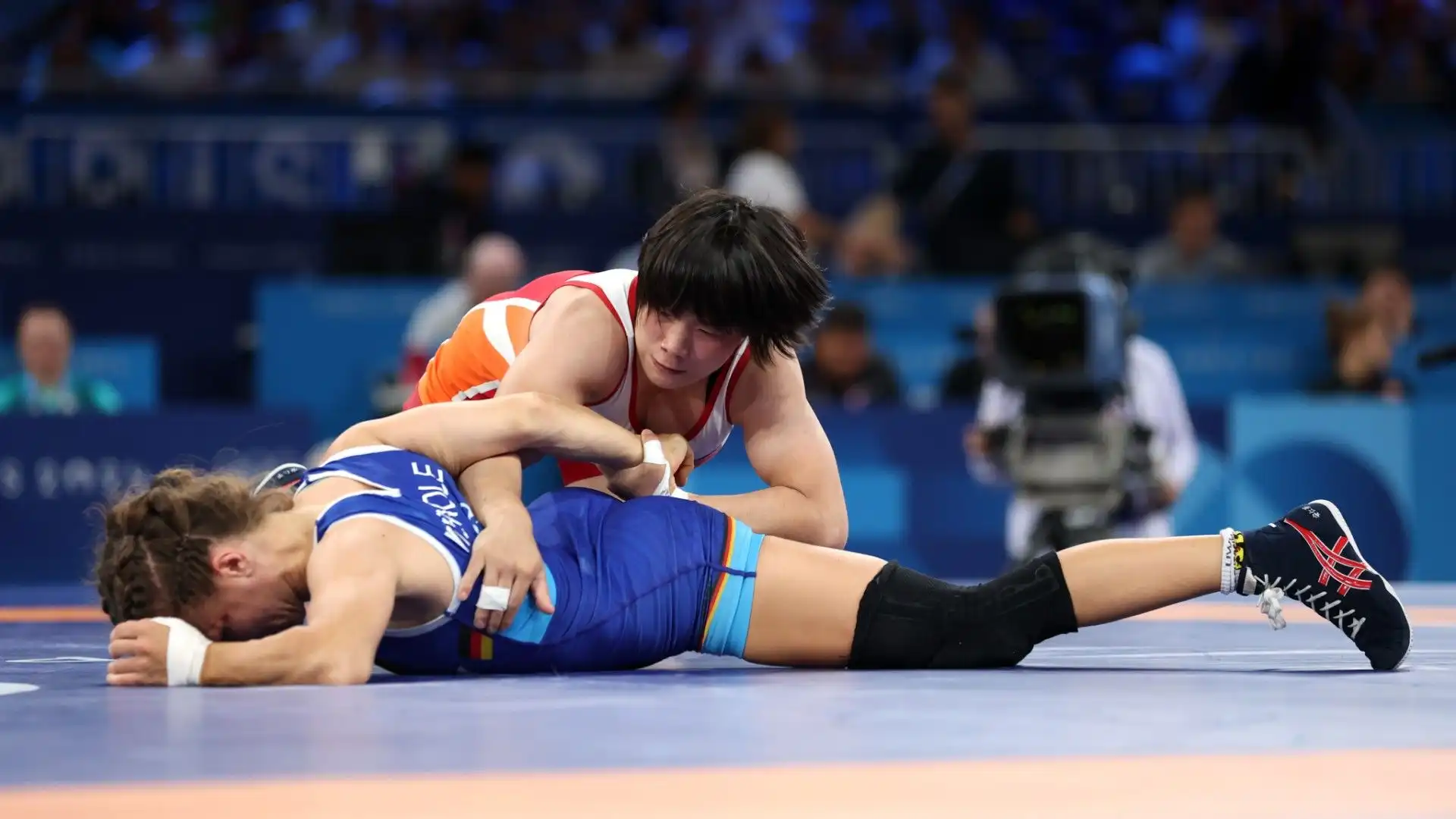 Le due stavano lottando per la medaglia di bronzo nella finale lotta libera 53kg