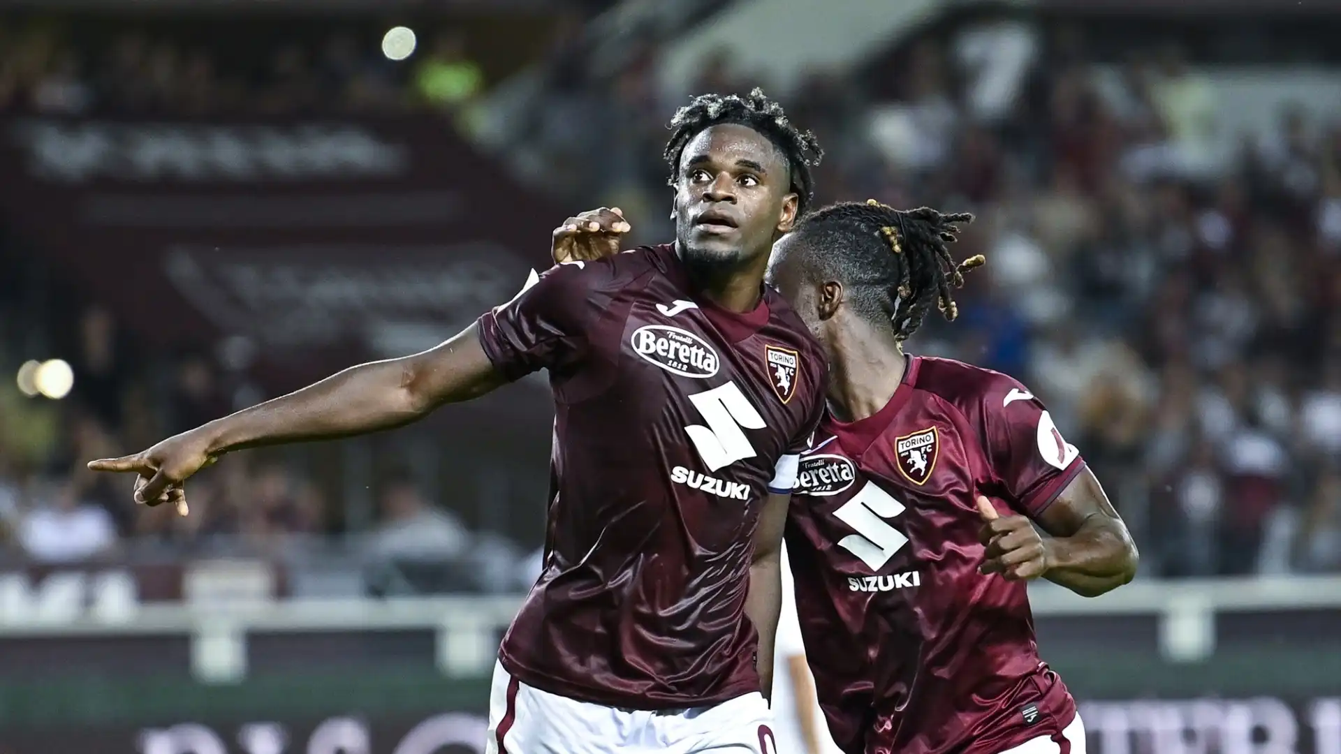 9) Torino: 38,9 milioni di euro lordi. Giocatore più pagato: Duvan Zapata 5 milioni di euro lordi