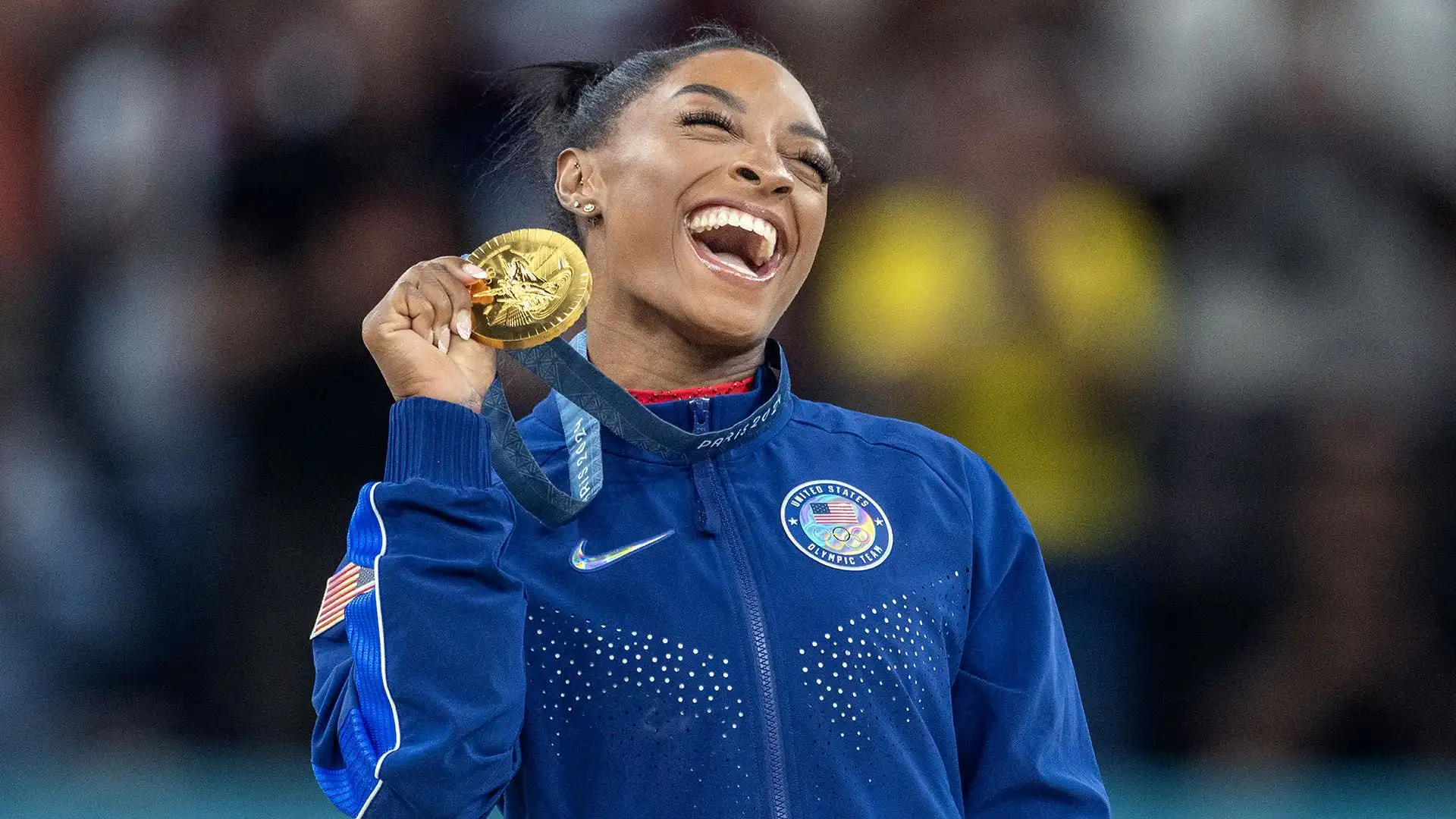 Simone Biles (USA, ginnastica): 3 medaglie d'oro vinte (concorso di ginnastica artistica a squadre femminile, concorso di ginnastica artistica individuale femminile, volteggio femminile)