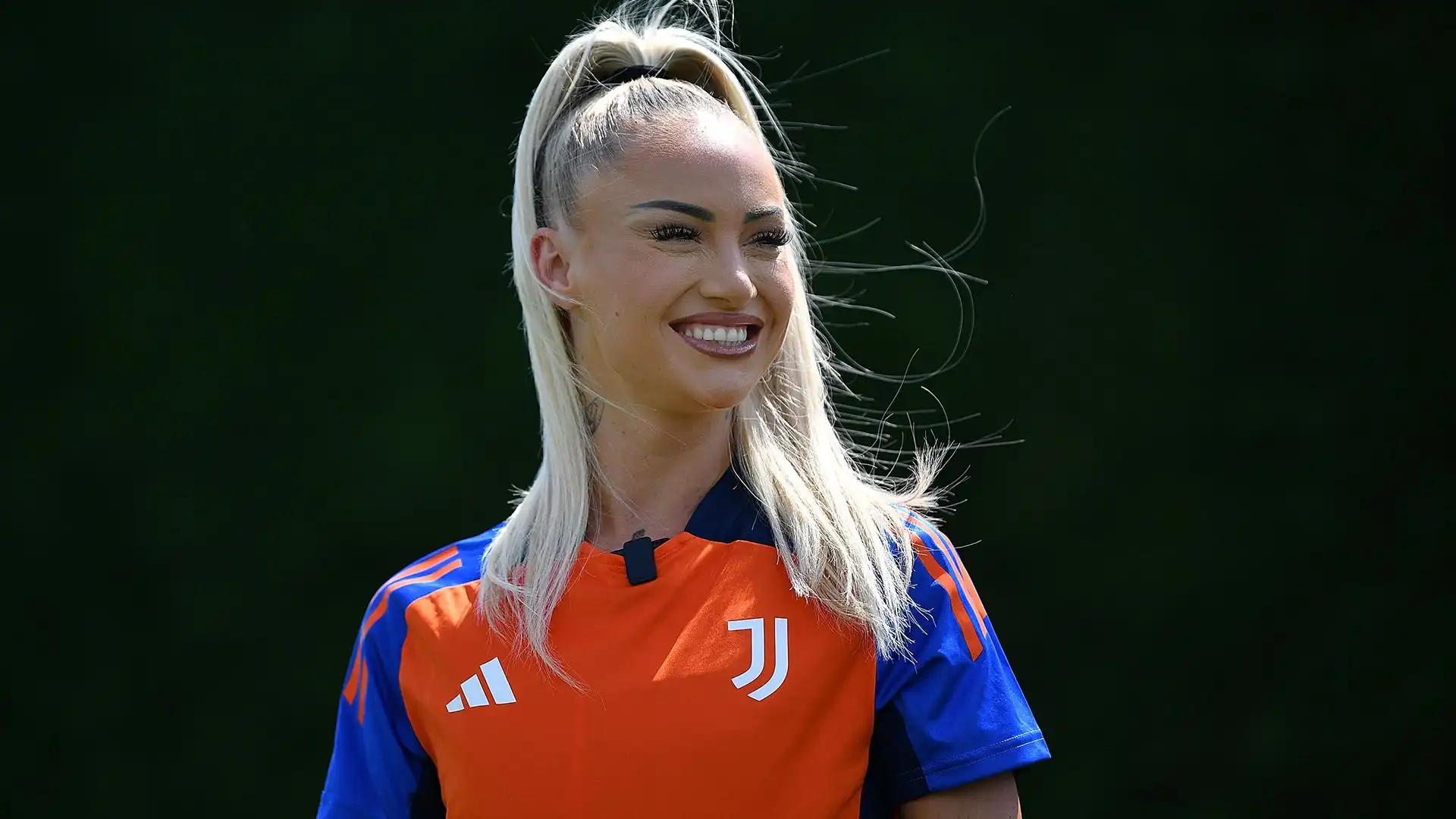 Alisha Lehmann: 16,5 milioni di followers. L'attaccante svizzera si è trasferita di recente alla Juventus