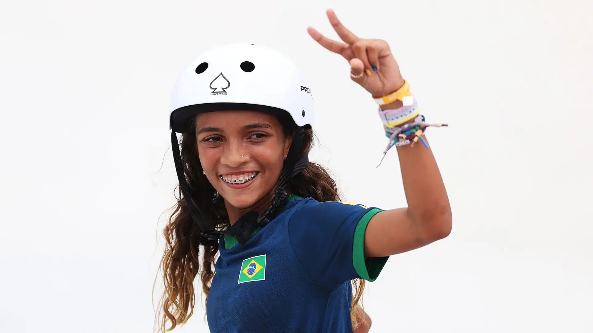 Rayssa Leal: 6,5 milioni di followers. Stella dello skateboard, ha vinto due medaglie olimpiche in carriera a 16 anni