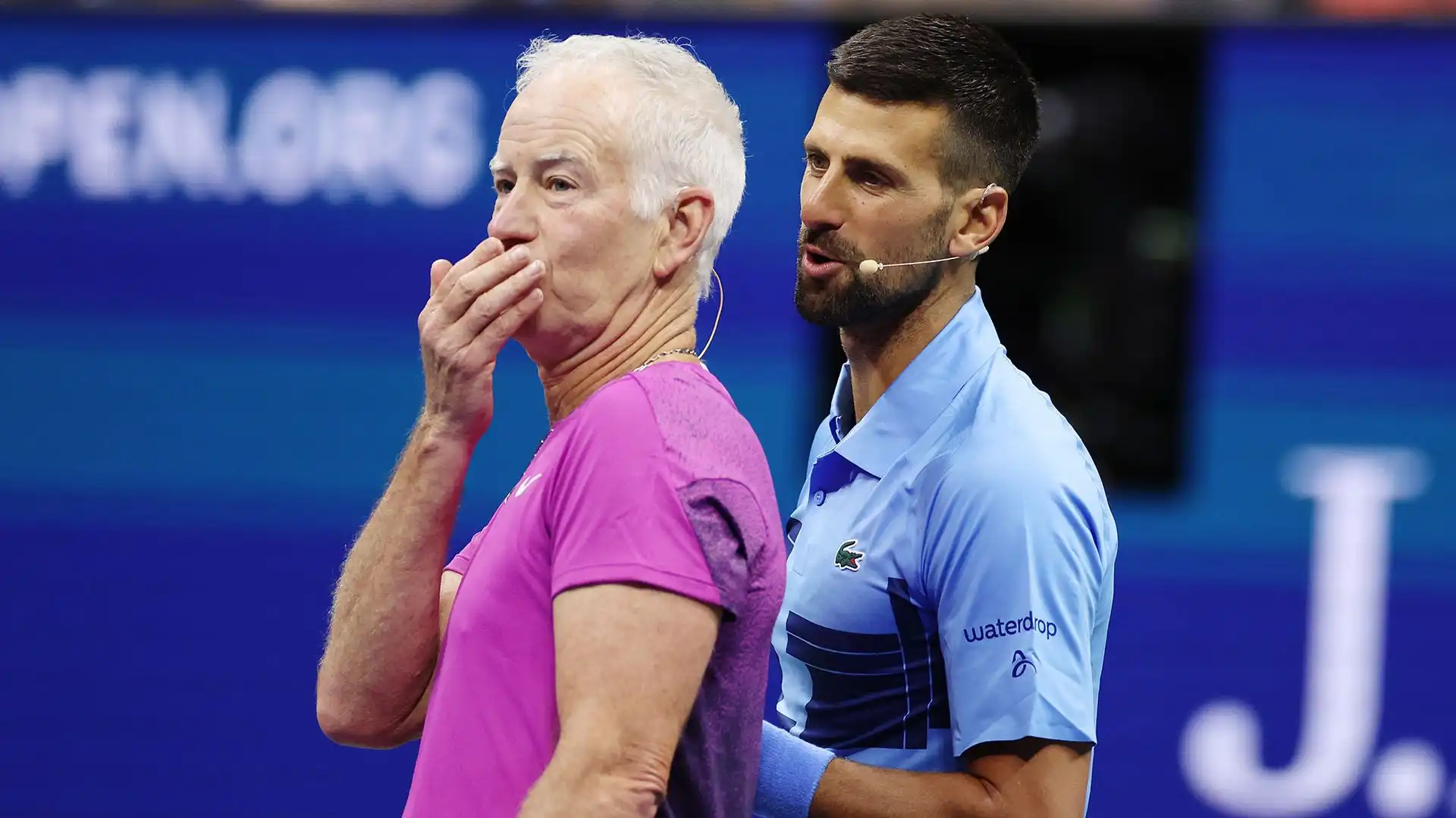 Djokovic vince la sfida pazzesca tra leggende che ha anticipato l'inizio degli Us Open