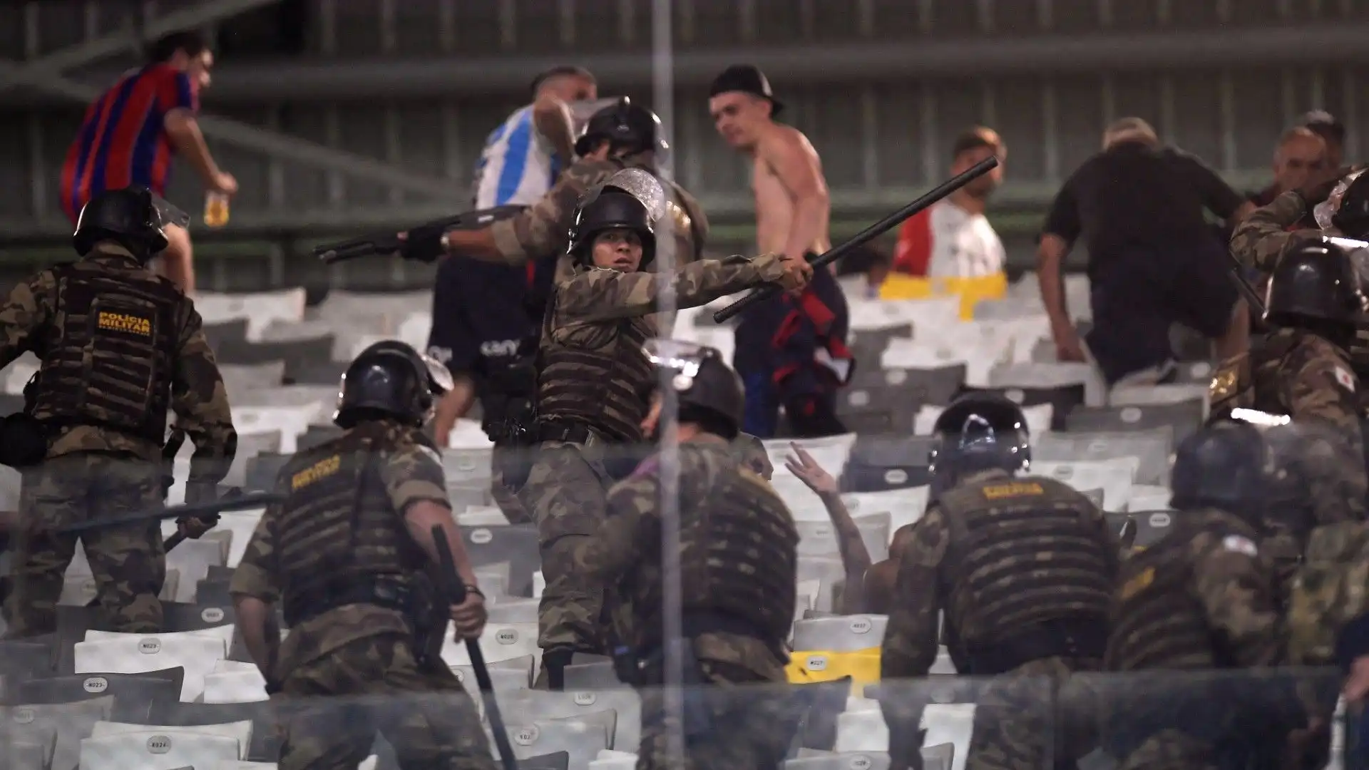 Disordini durante Atletico Mineiro-San Lorenzo