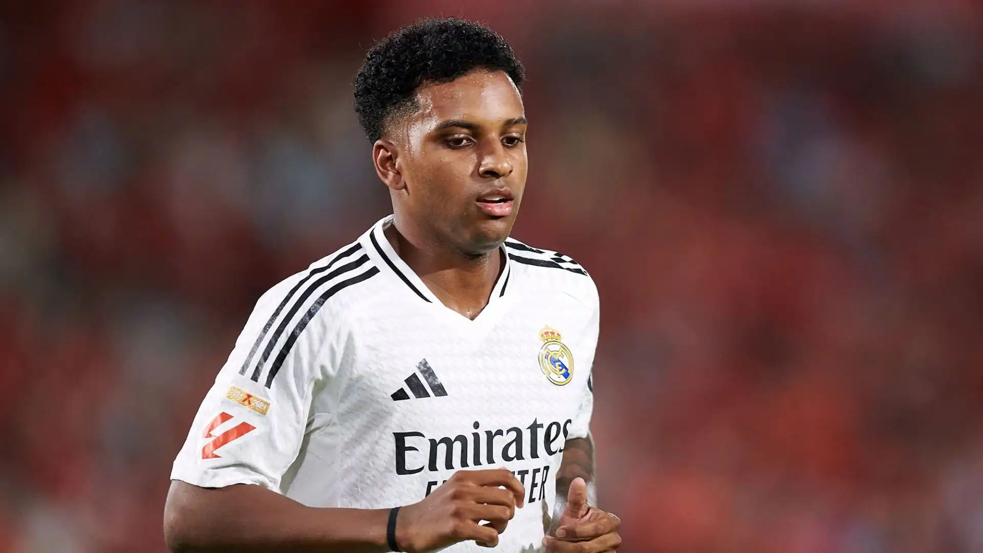 Un'intesa da trovare anche fuori dal campo: Rodrygo è stato costretto a cancellare un messaggio su Mbappé e compagni