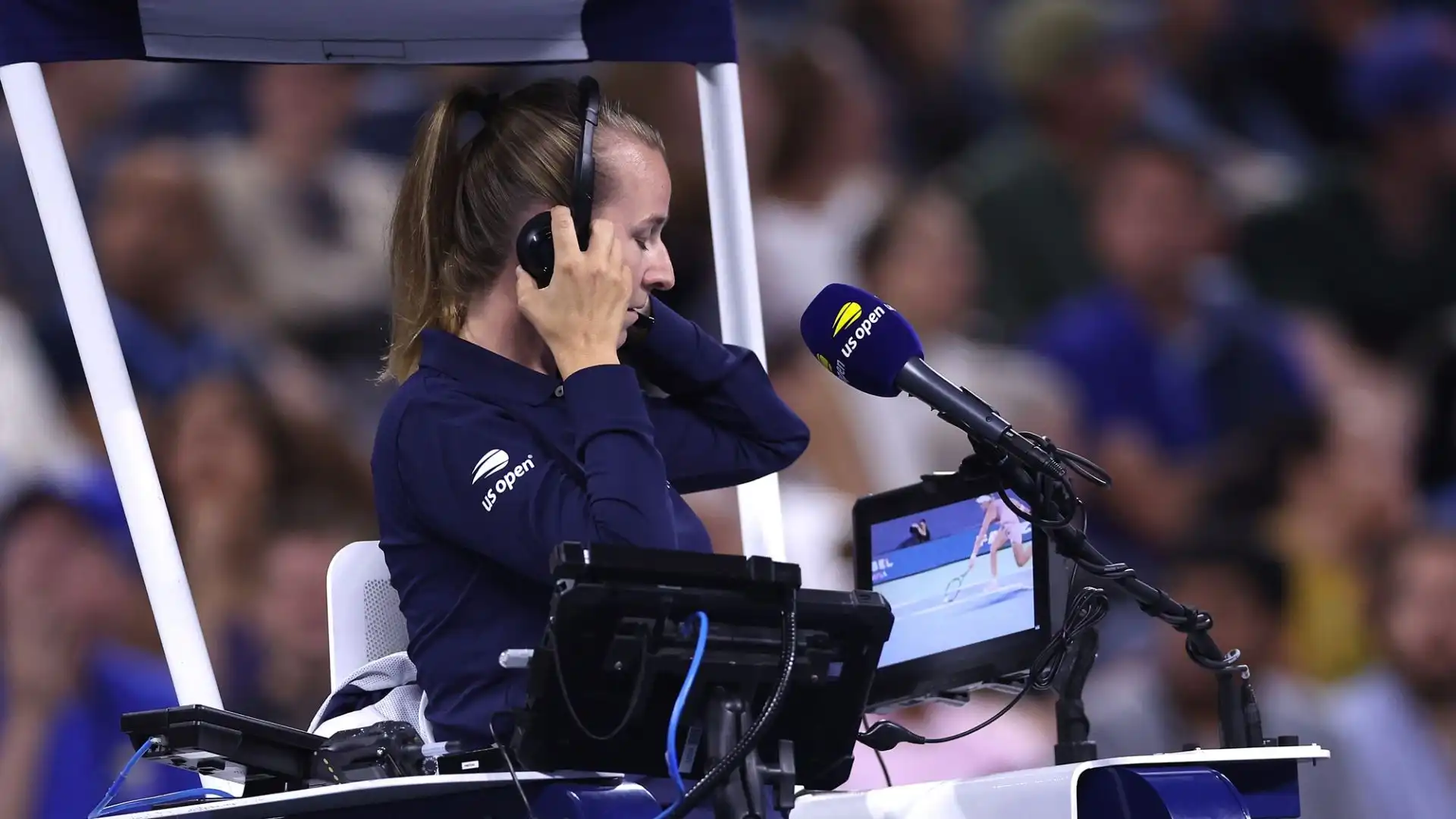 Ma l'arbitro ha ritenuto nonostante questo di concedere il punto alla brasiliana, per lo stupore della Kalinskaya