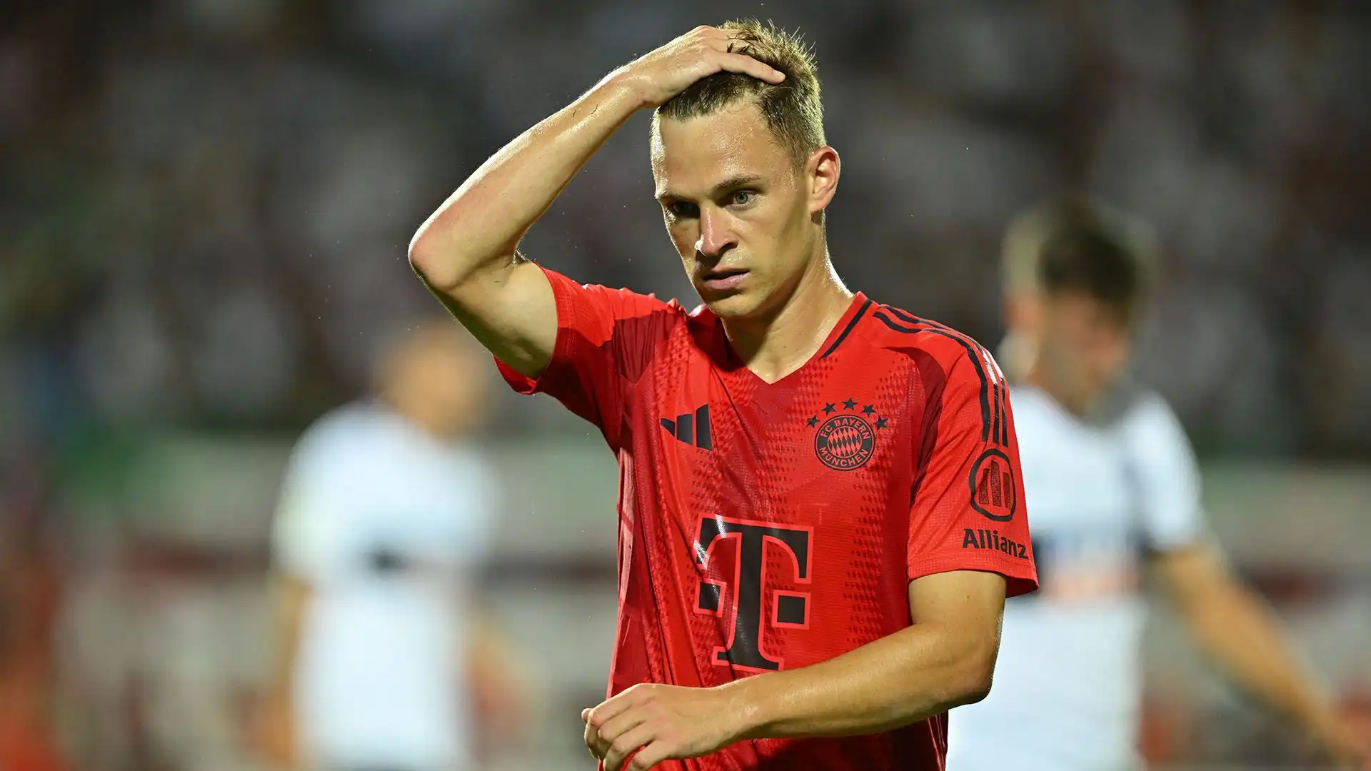 Kimmich dovrà però accettare una riduzione del suo stipendio