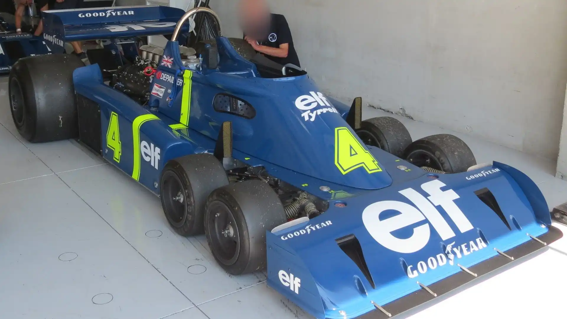 Non è di certo una macchina qualsiasi la Tyrrell P34