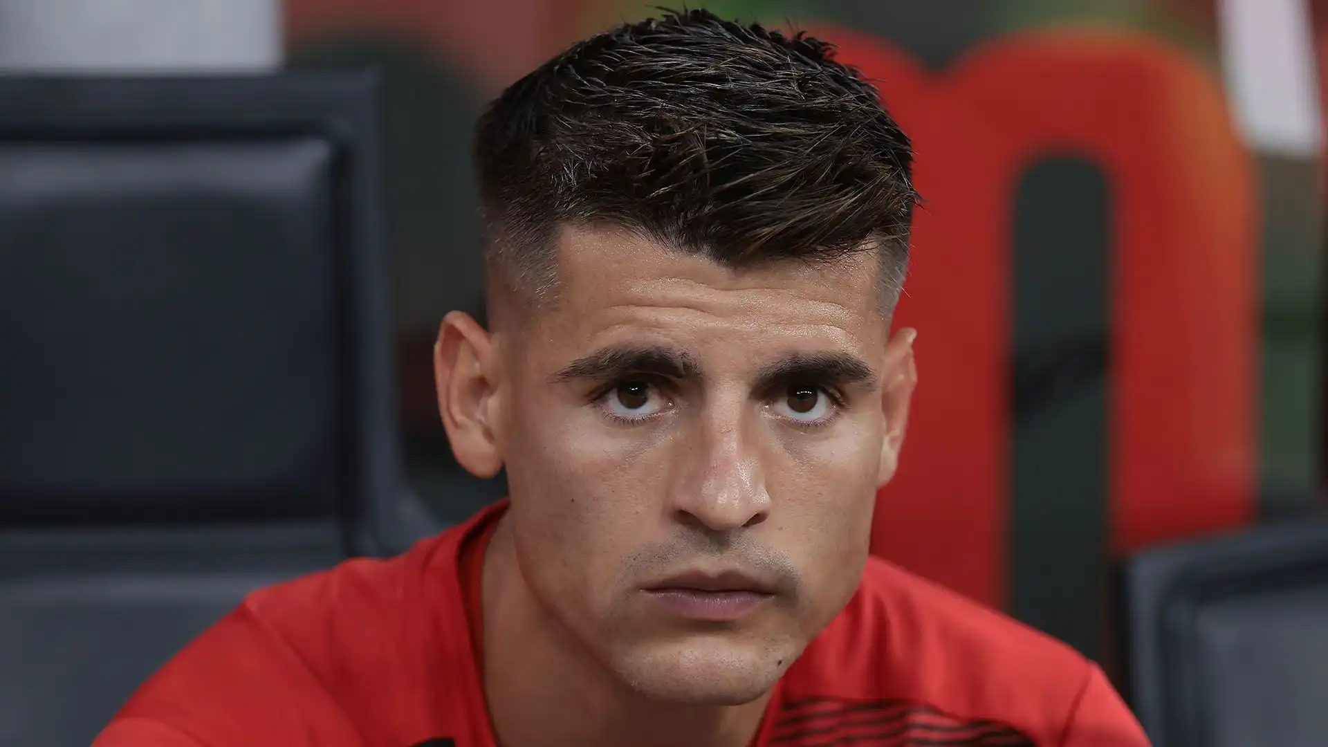 "Puoi anche sbagliare un passaggio o un'occasione da gol, ma devi dare tutto in campo, devi avere fame in un derby e questa è una cosa che non si può sbagliare" ha continuato Morata