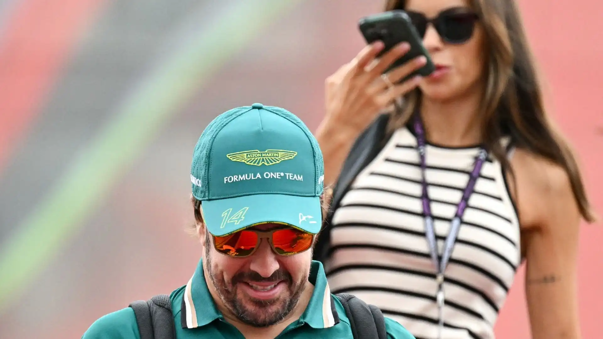 Anche a Baku Fernando Alonso si è presentato in ottima compagnia