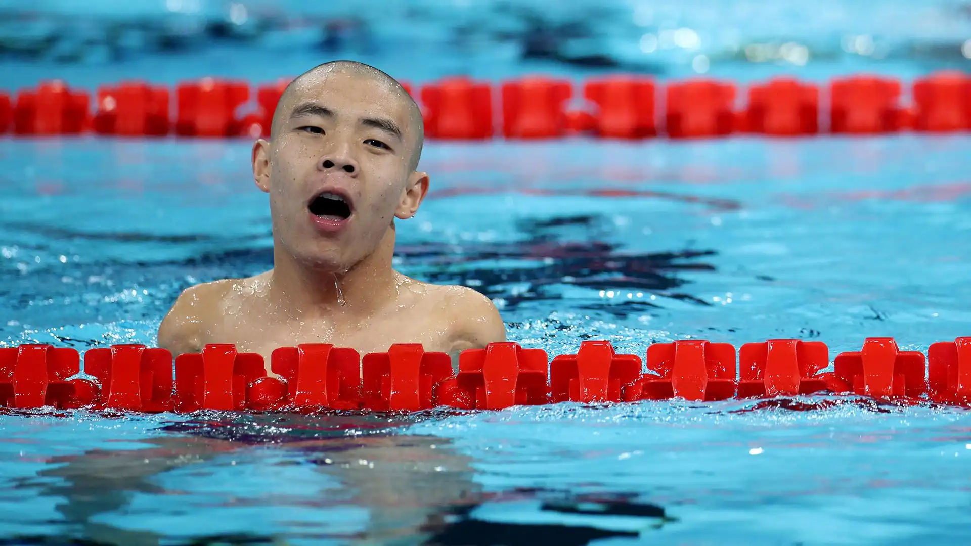 Guo, 23 anni, aveva già conquistato ben 7 medaglie ai Mondiali di nuoto di Manchester