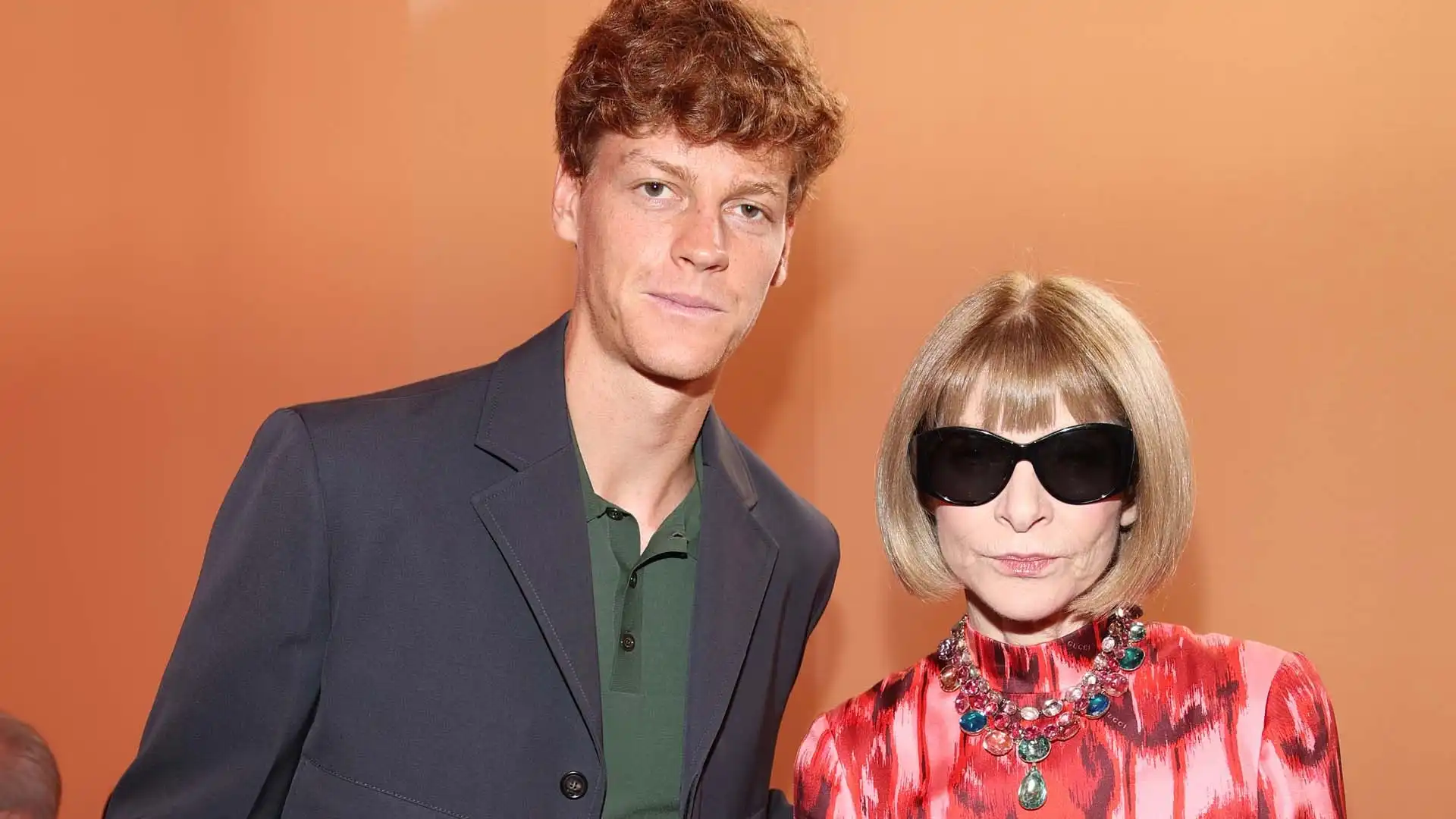 Qui con Anna Wintour, una giornalista e editrice britannica con cittadinanza statunitense,