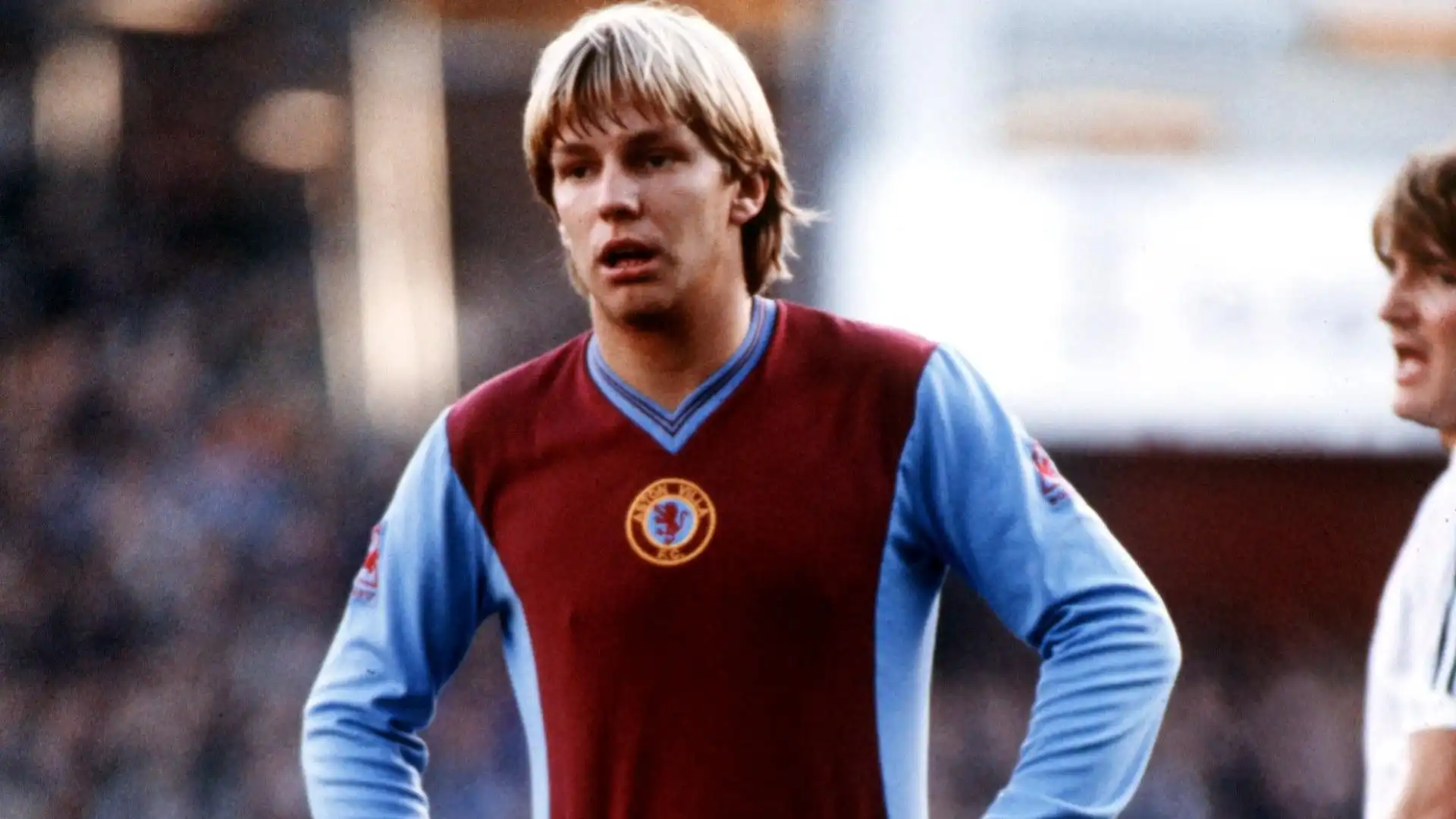 "Gary era un attaccante di talento che ha deliziato i tifosi con le sue gesta da goleador che hanno contribuito a portare il Villa al successo negli anni '80"