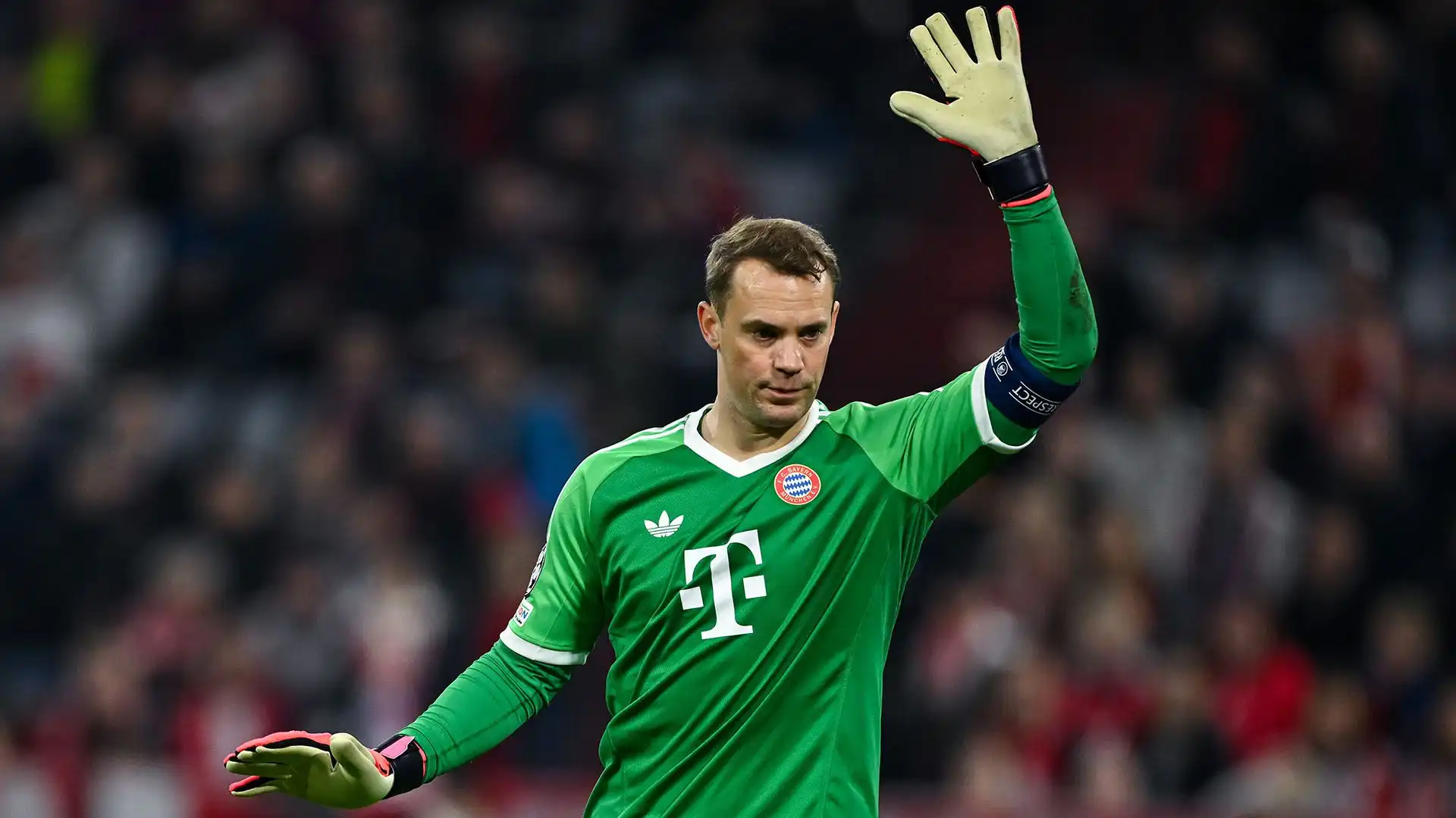 L'erede di Manuel Neuer arriva gratis: c'è una clausola segreta. Foto