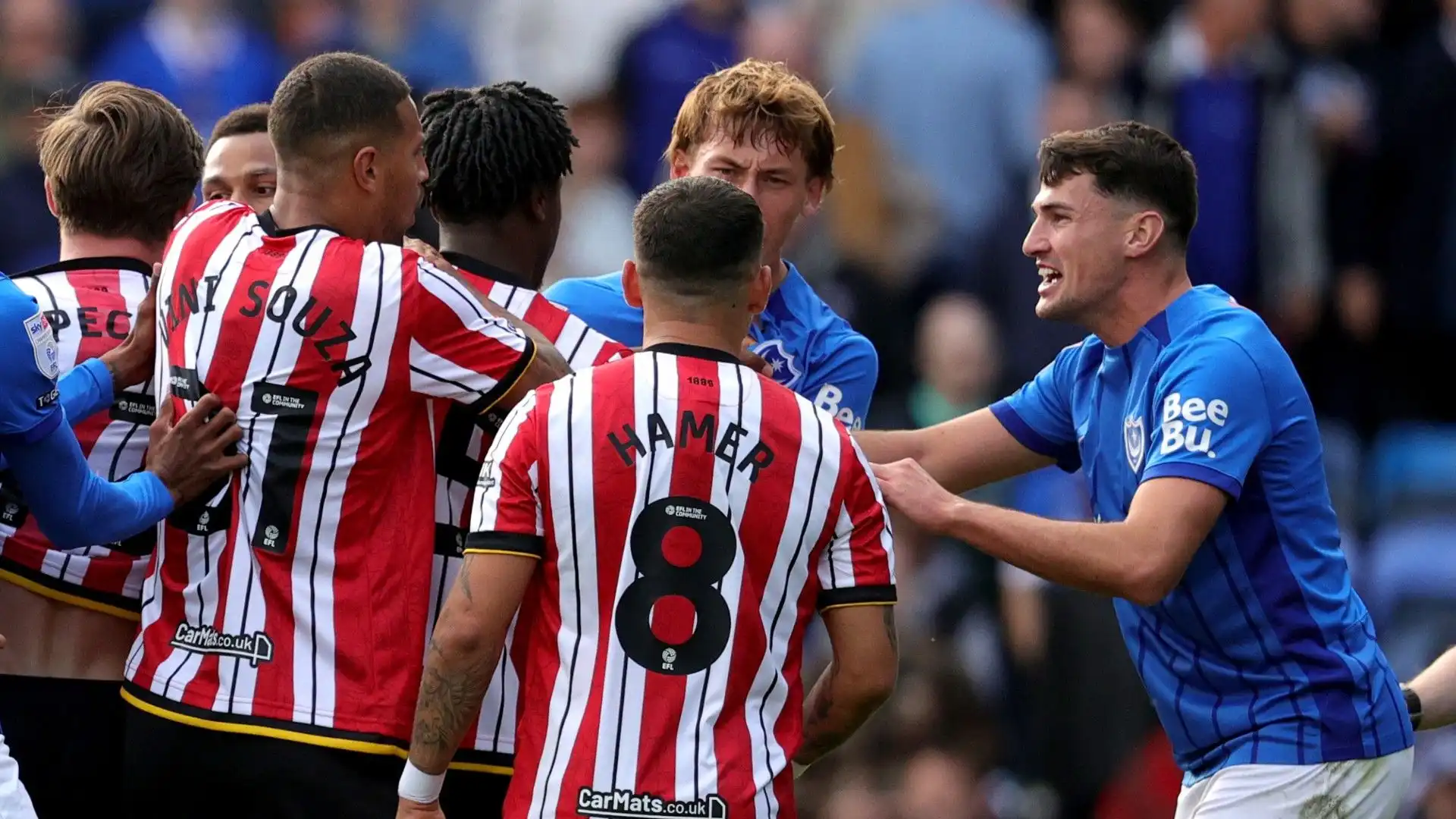 Scene tristi al termine di Portsmouth-Sheffield United