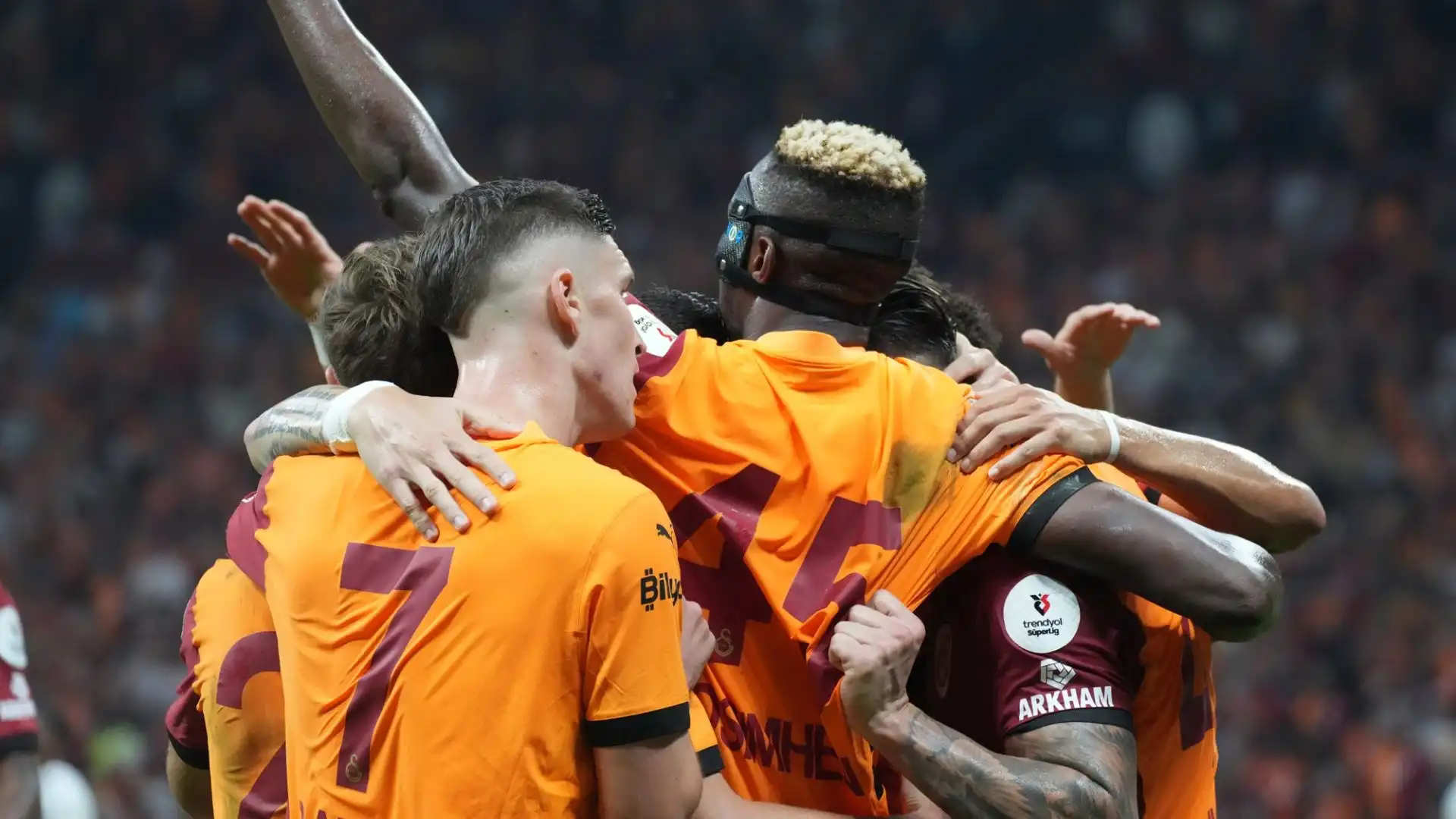 L'attaccante del Galatasaray ha segnato le sue prime reti in Turchia