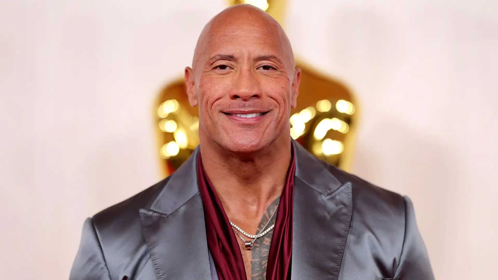 7. Dwayne Johnson: patrimonio netto 840 milioni di dollari. Diventato famoso come "The Rock" nella WWE, al termine della carriera da wrestler è diventato un attore popolare a Hollywood