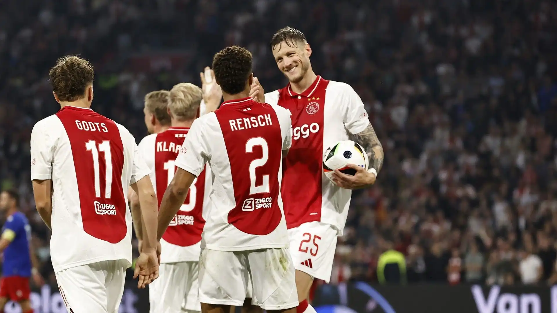 L'Ajax vorrebbe ovviamente che rinnovasse ma tutto dipenderà dal calciatore