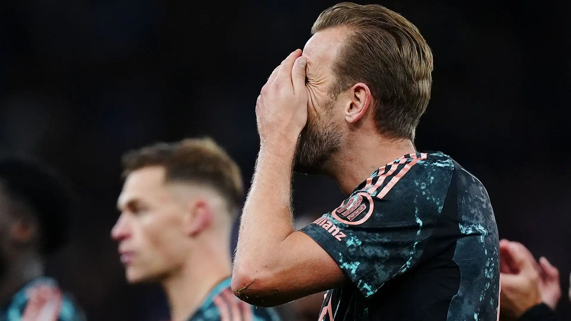 La difesa della squadra inglese ha contenuto bene Harry Kane