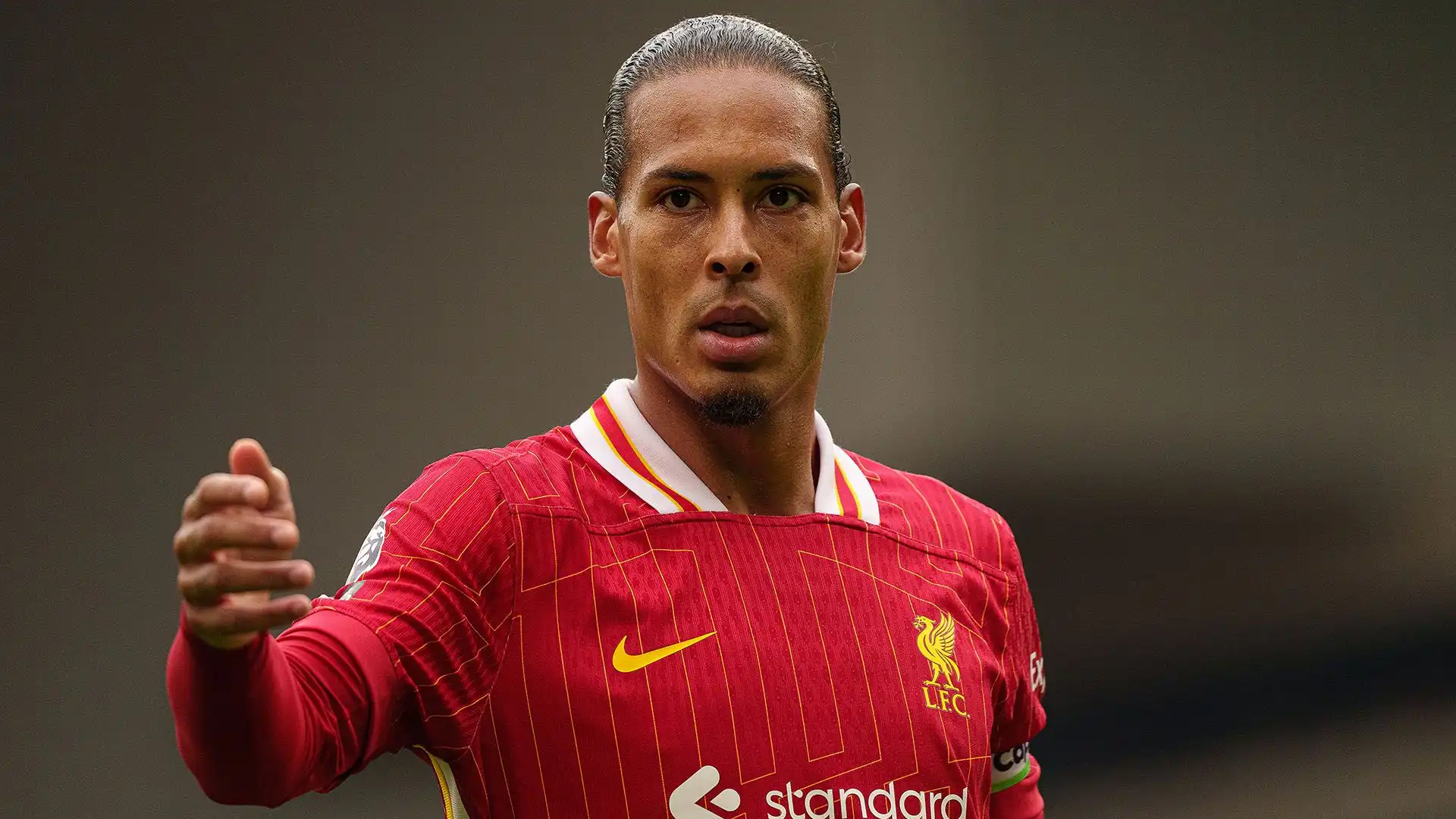 Il primo su tutti è Virgil van Dijk, in scadenza di contratto