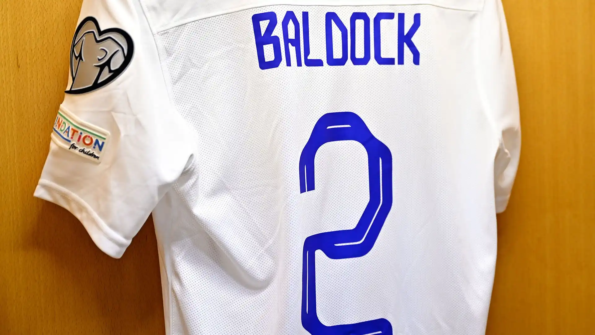 George Baldock ha giocato 12 partite con la nazionale maggiore greca