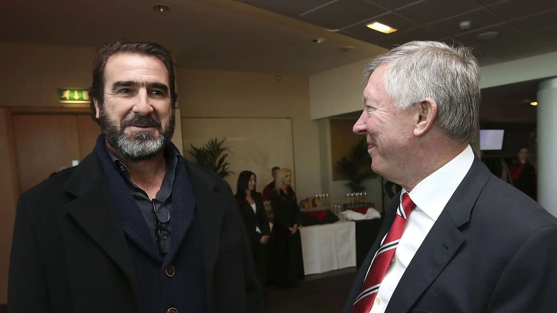 Cantona nel post ha anche insultato apertamente i nuovi proprietari del Manchester United