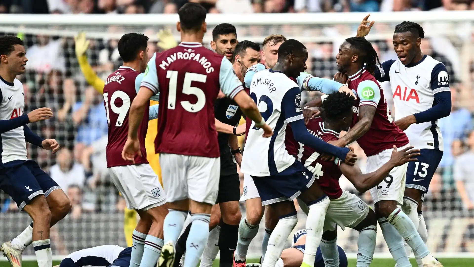 Durante Tottenham-West Ham il calciatore aveva dato di matto