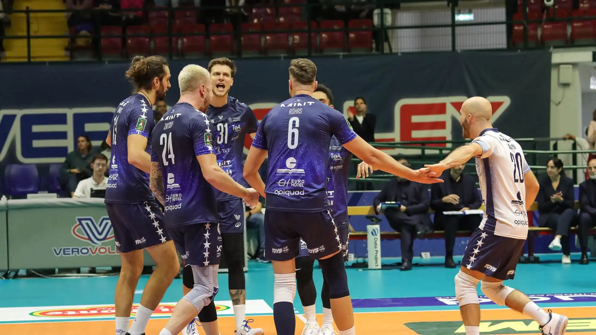 Zaytsev ha segnato 7 punti, tutti in attacco.