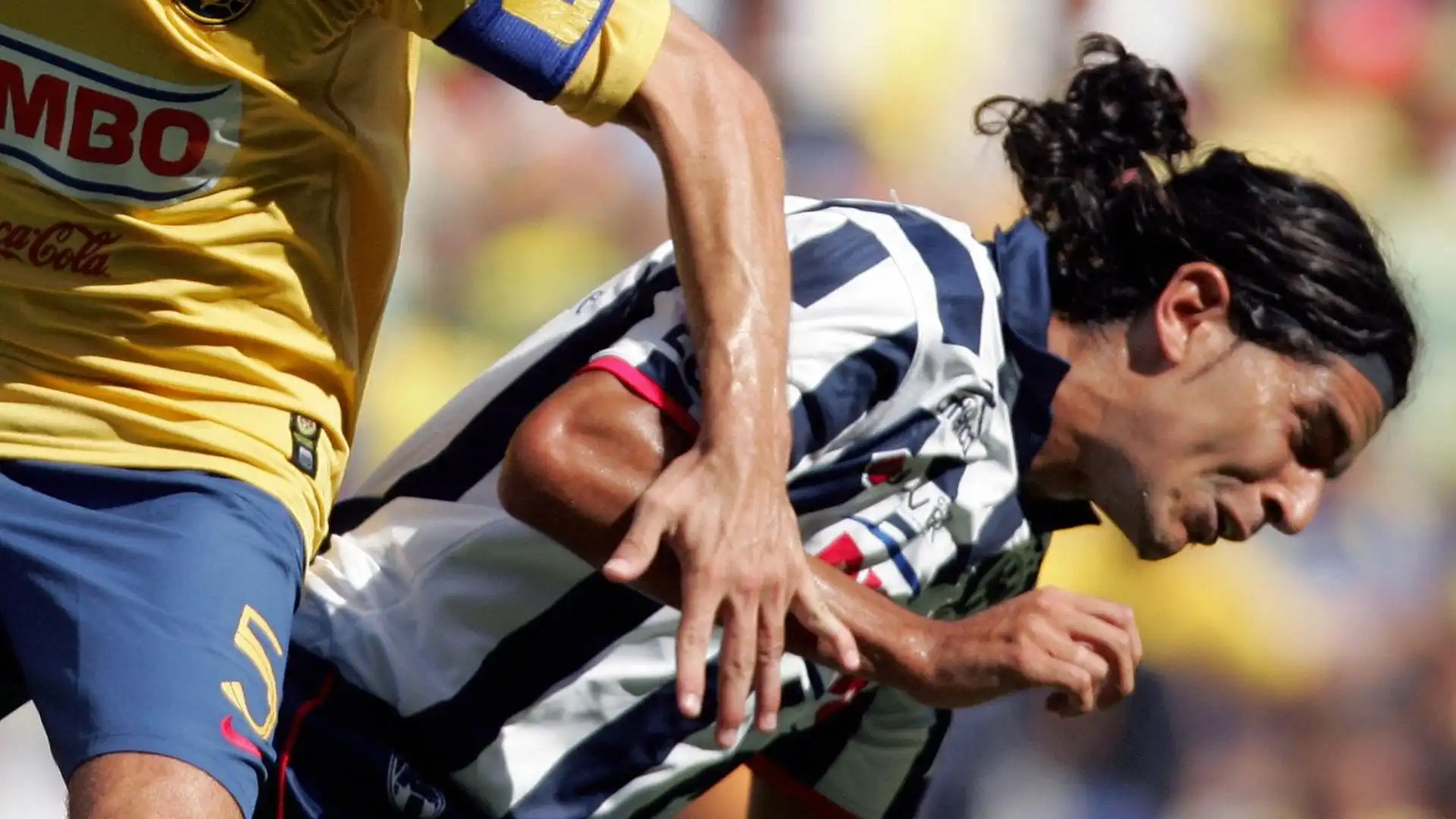 In Messico ha vestito anche le maglie di Dorados, Monterrey, San Luis e Tigres UANL