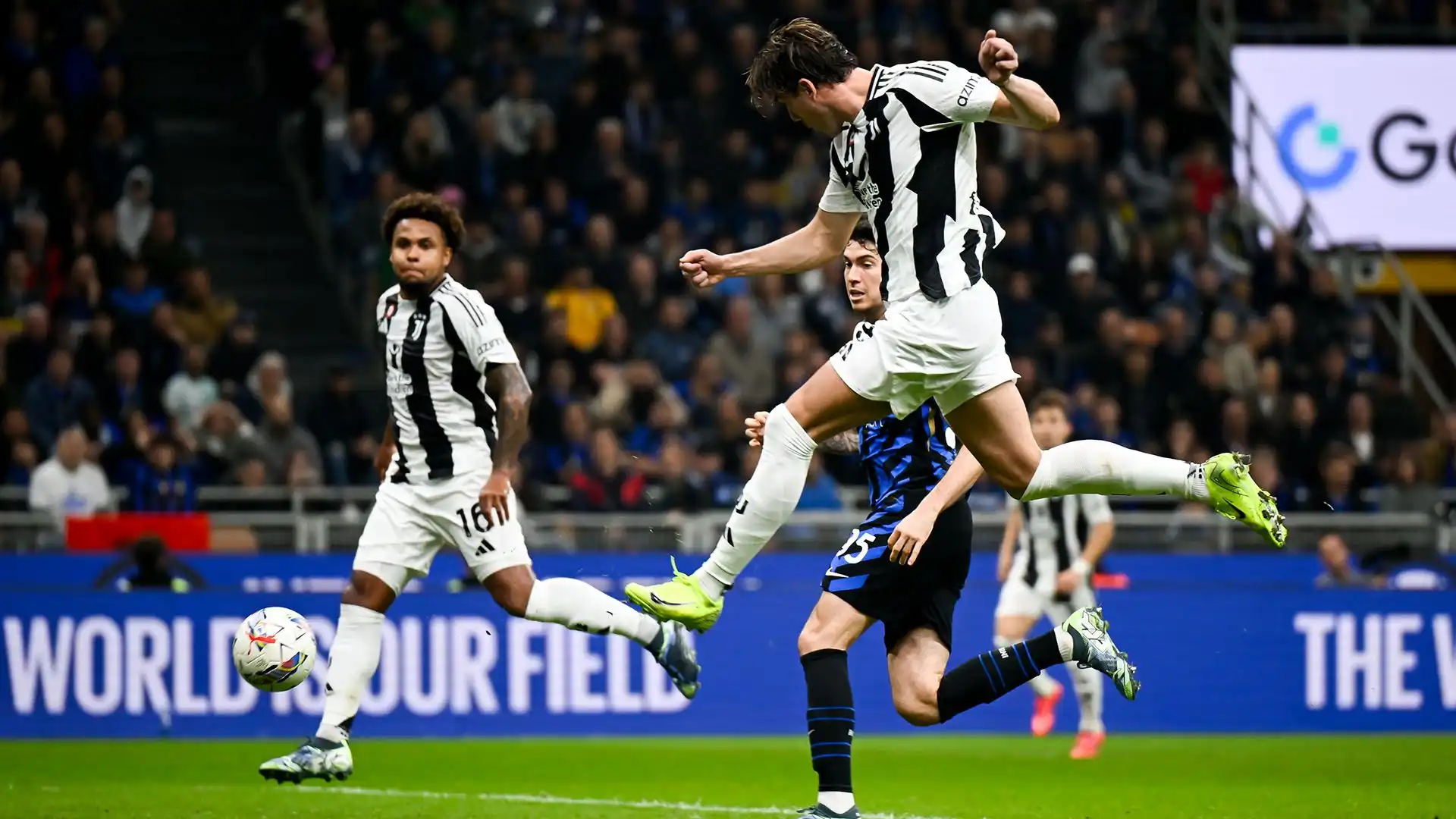 In tre minuti la Juve ha ribaltato la partita: il primo gol è di Vlahovic