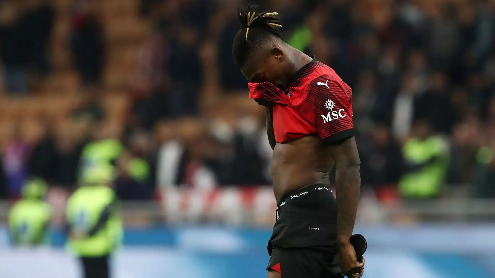 Leao ha firmato con il Milan un anno fa un contratto fino al 2028