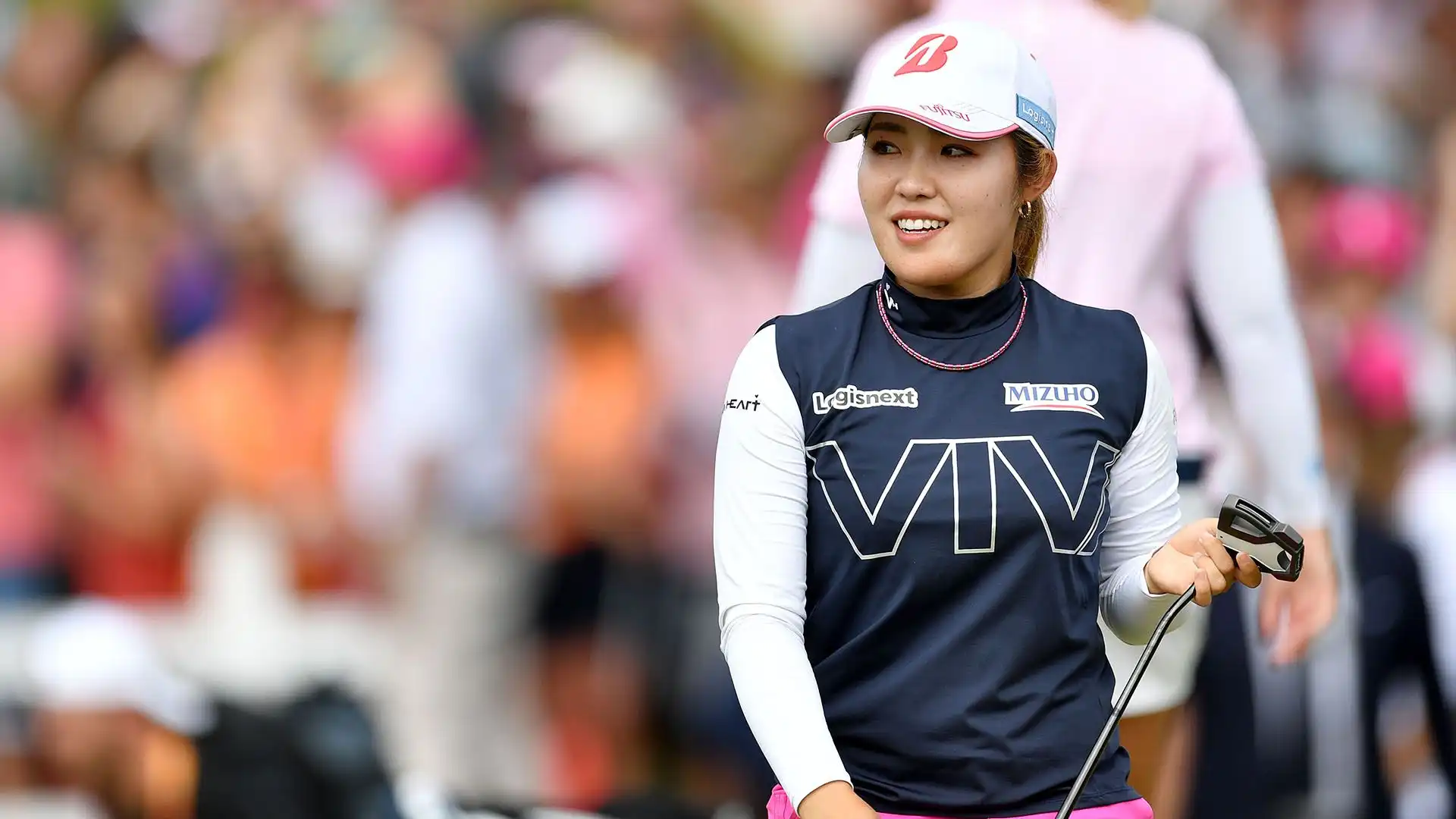 2 Ayaka Furue (golf): premi in denaro: ¥400,828,245
($2,621,163). Gareggia in LPGA