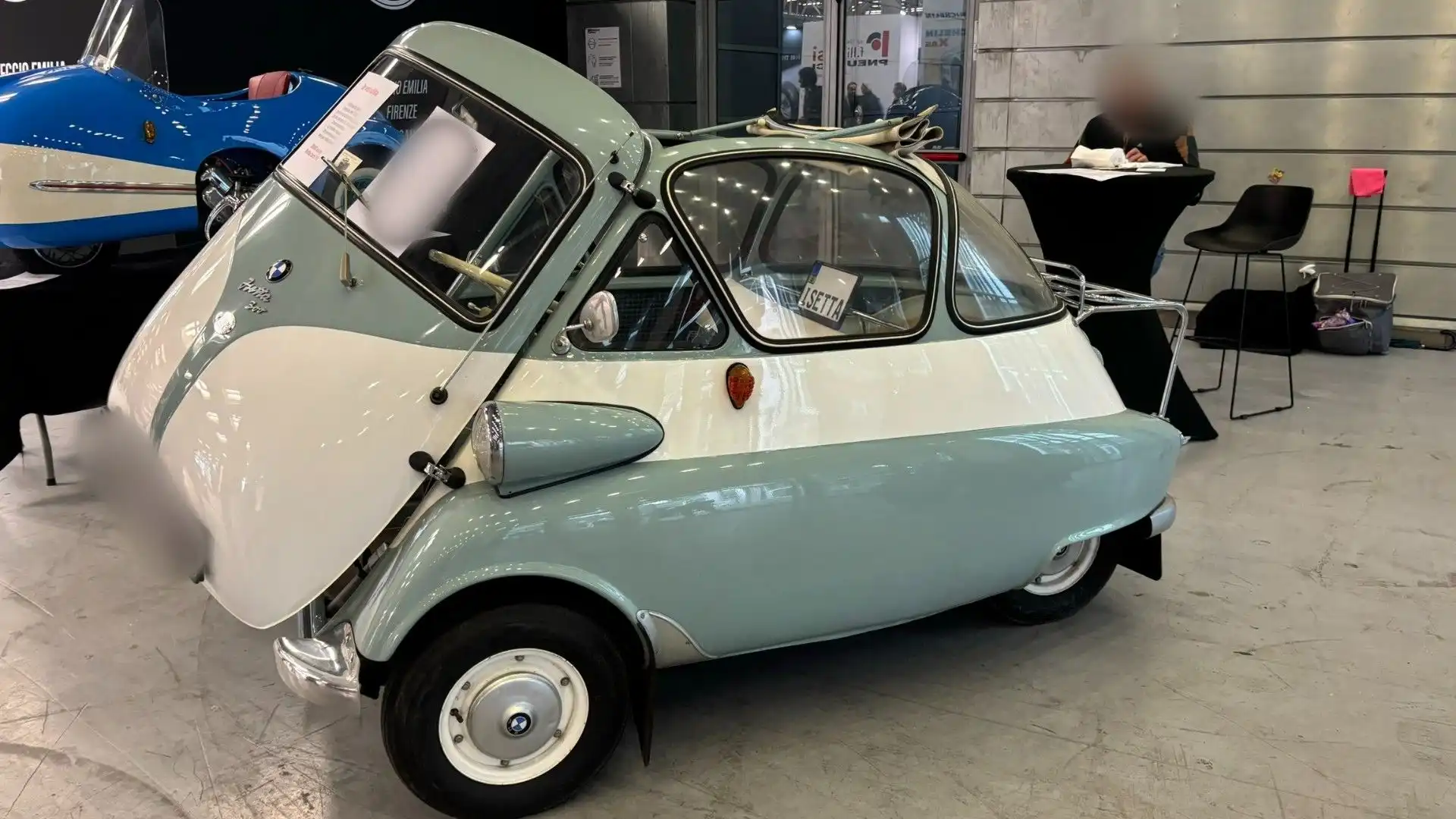 Aveva un ampio portellone frontale e si chiamava Iso Isetta