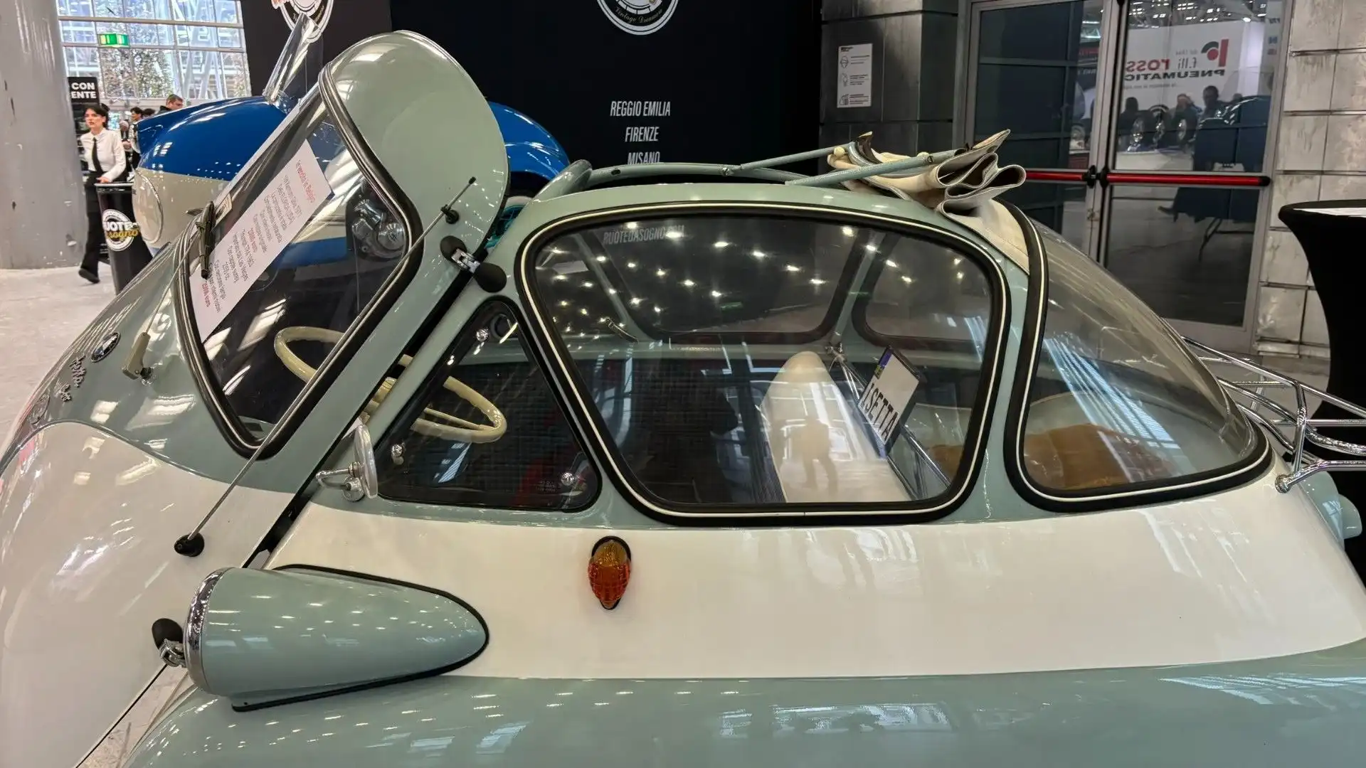 L'Isetta originale aveva tre ruote: la versione tedesca fu prodotta con quattro