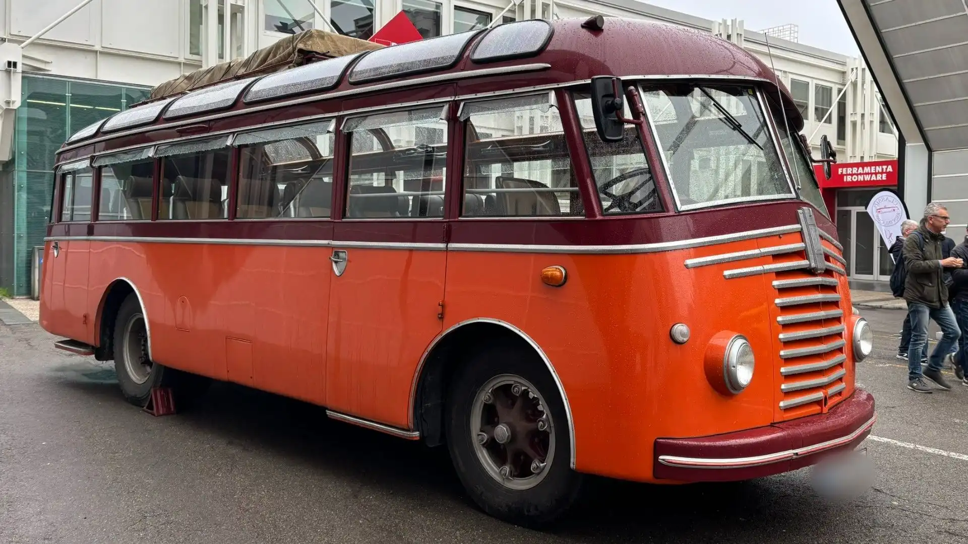 Viaggio nel tempo con questo enorme Fiat 626 RNL