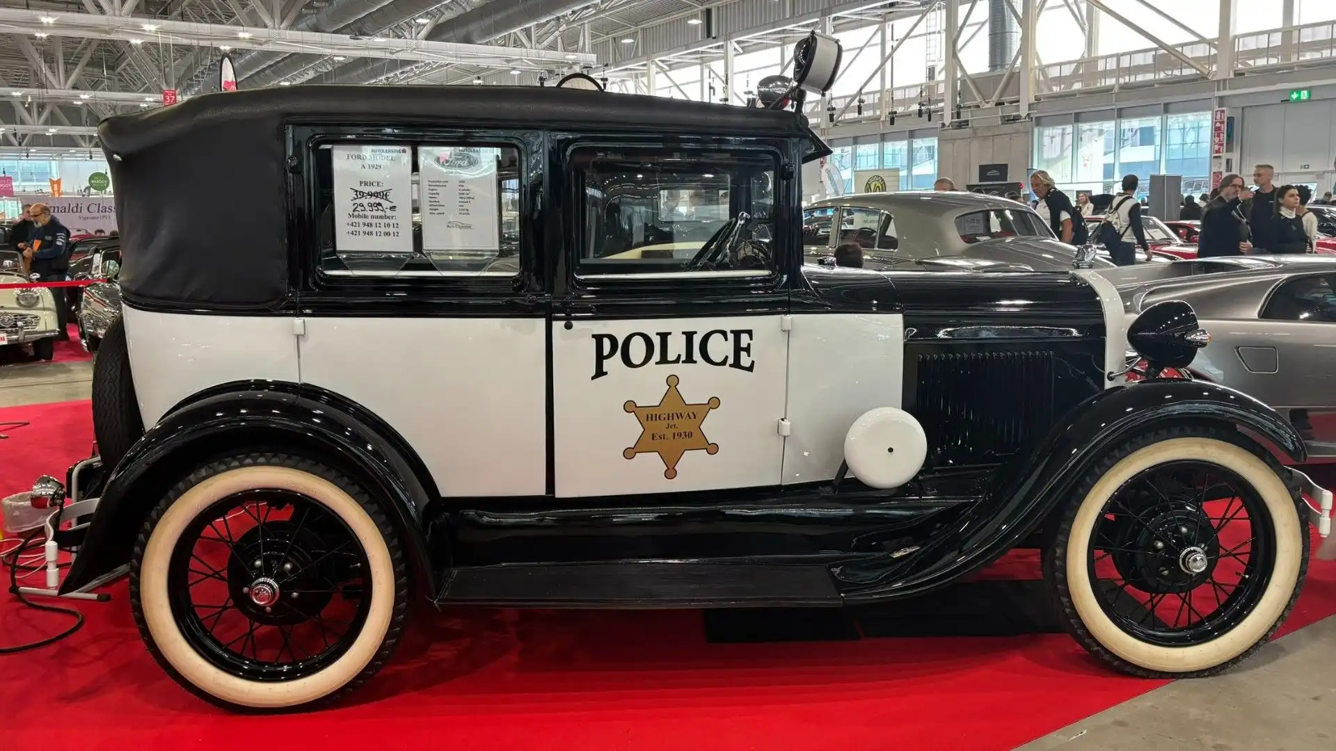 La Ford Model A è una delle auto più iconiche utilizzate dalla polizia negli anni '20 e '30 negli Stati Uniti.