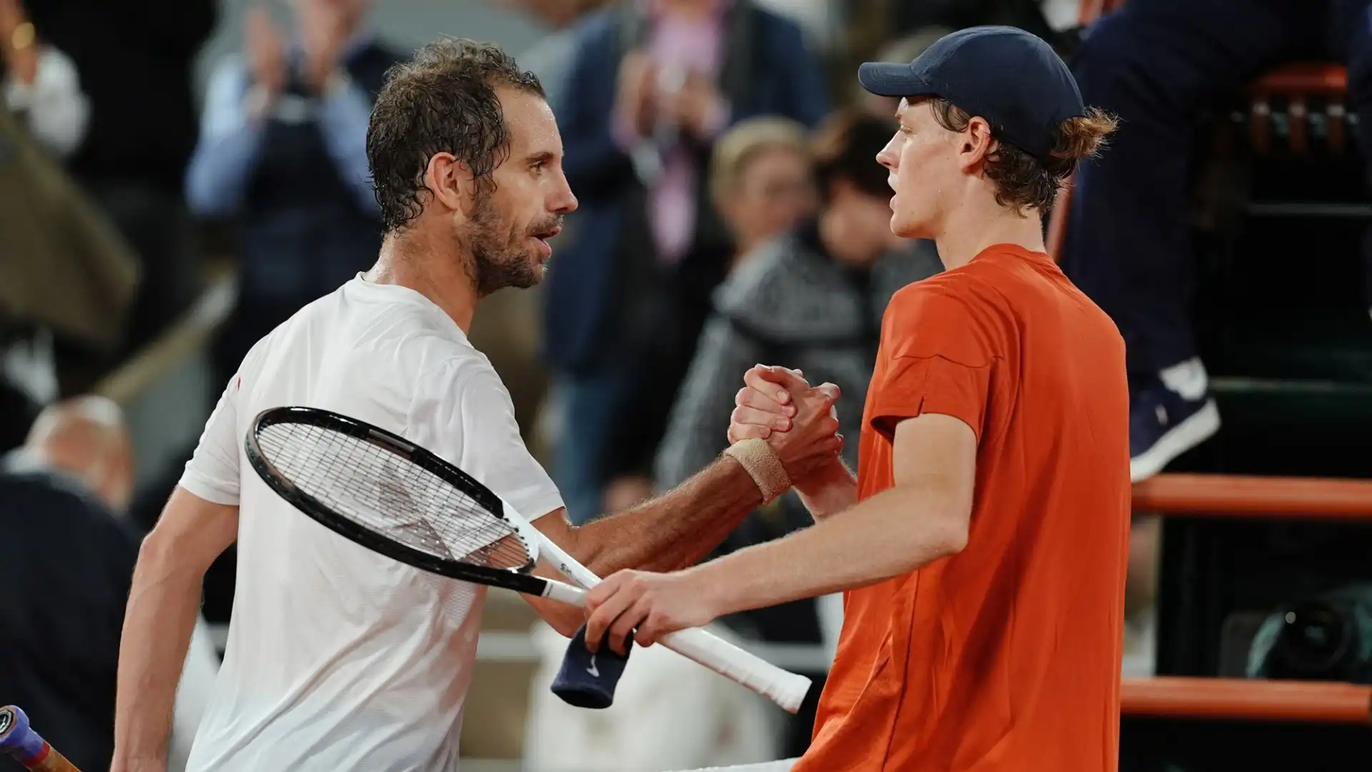 Anche Richard Gasquet è al suo fianco: "Jannik è un ragazzo fantastico, ha una grande personalità ed è molto gentile in campo"