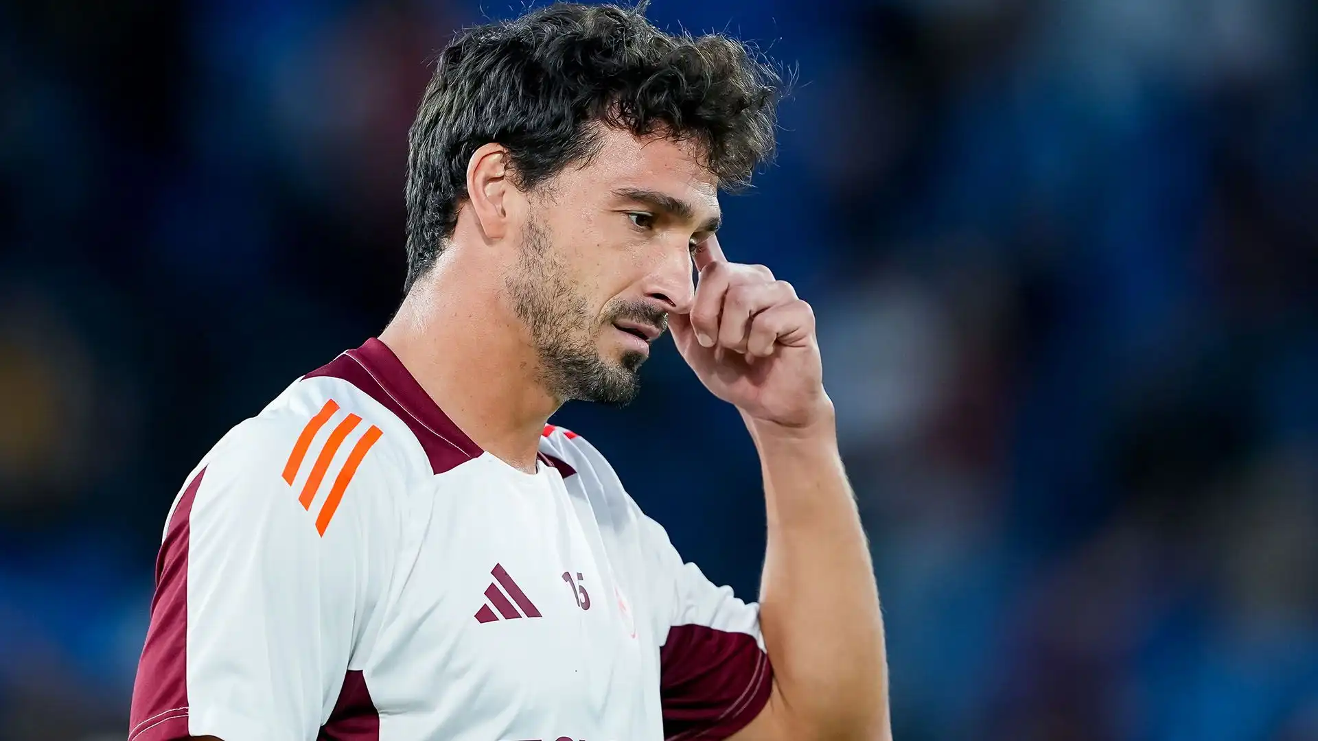 Anche tanti tifosi della Roma non si spiegano il motivo per il quale Mats Hummels non venga schierato