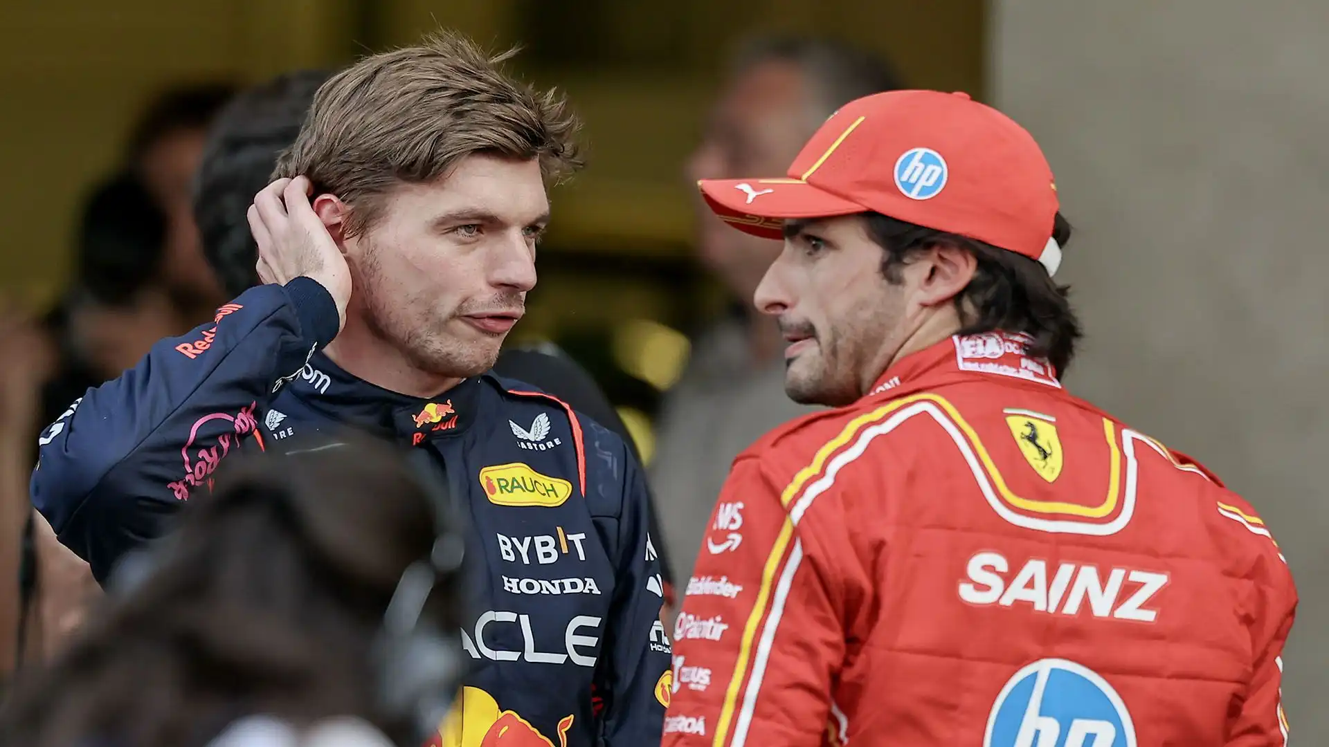 Max Verstappen dice no a Carlos Sainz: l'ex pilota spiega perché. Foto