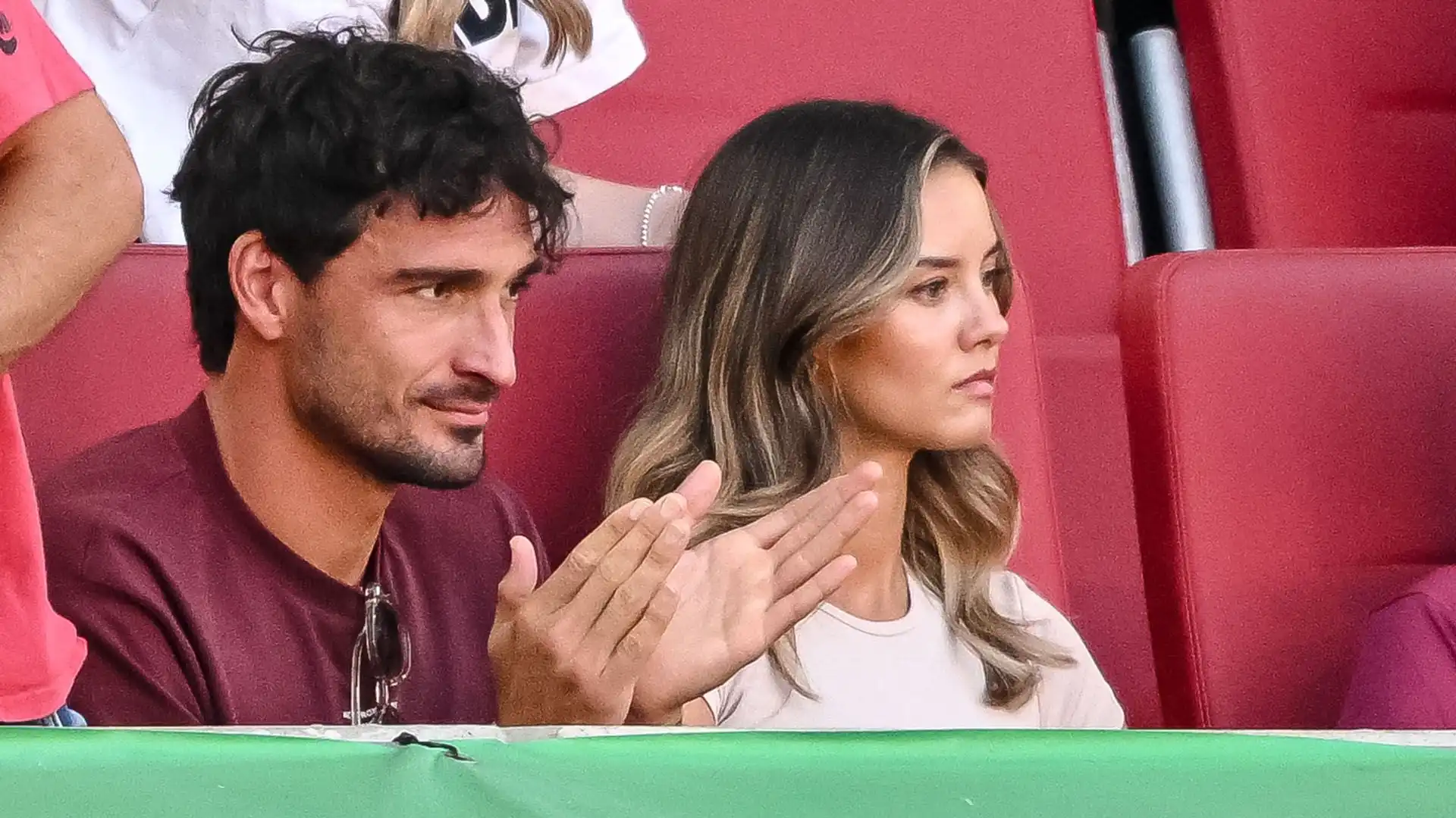 Hummels ha divorziato nel 2022 con Cathy Fischer, con cui era sposato da 7 anni