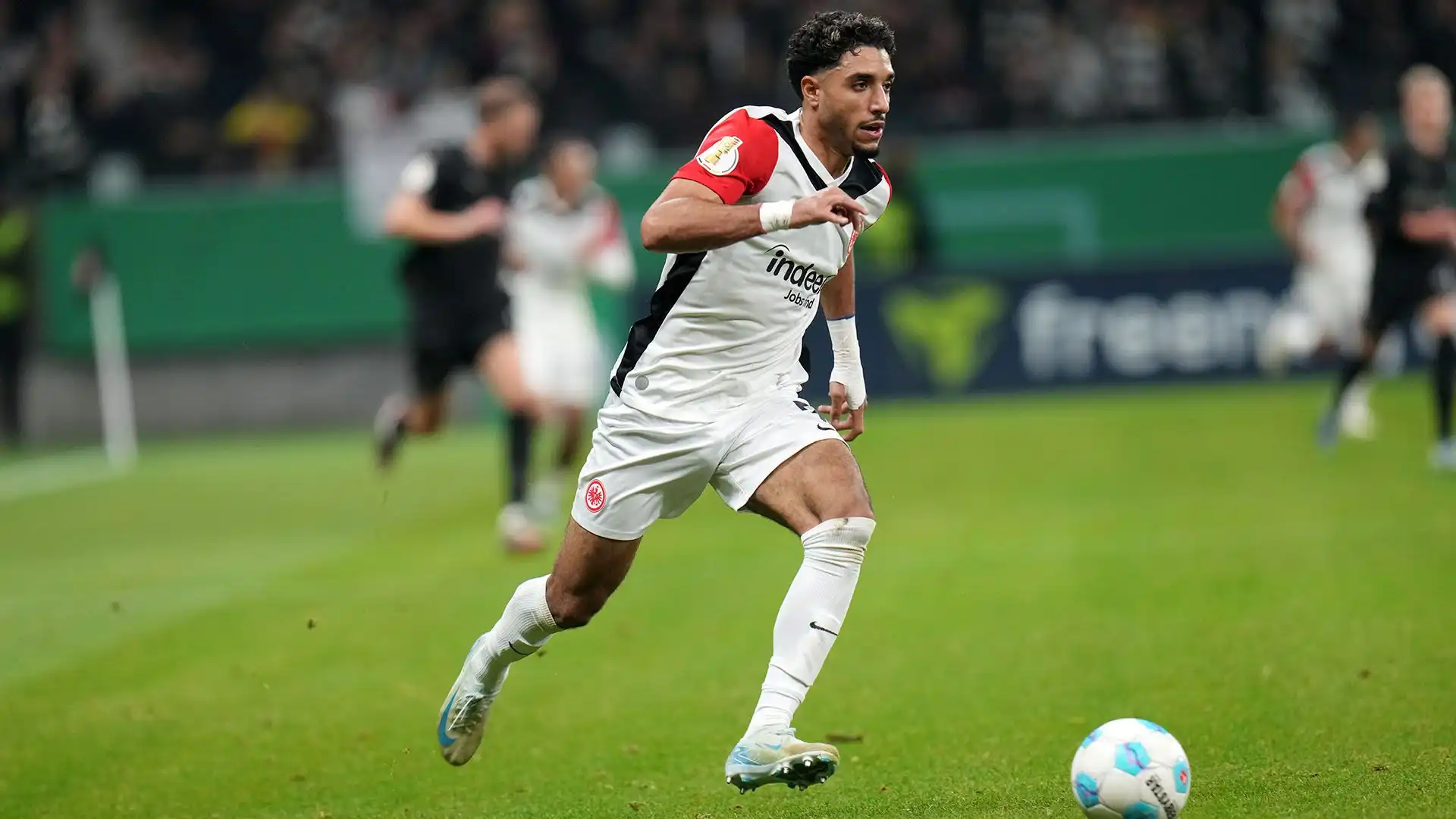 Una serata da ricordare per l'attaccante dell'Eintracht Francoforte Omar Marmoush